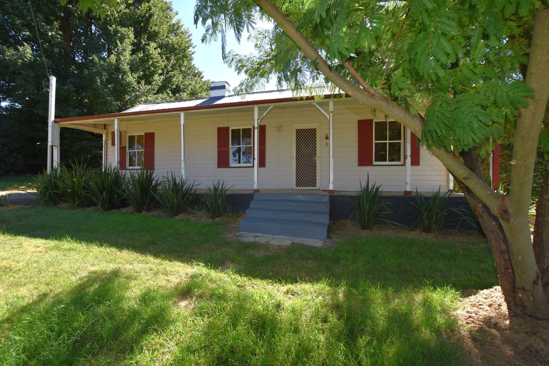 19 Warrataw Street, Gunning NSW 2581, Gunning - Image 1