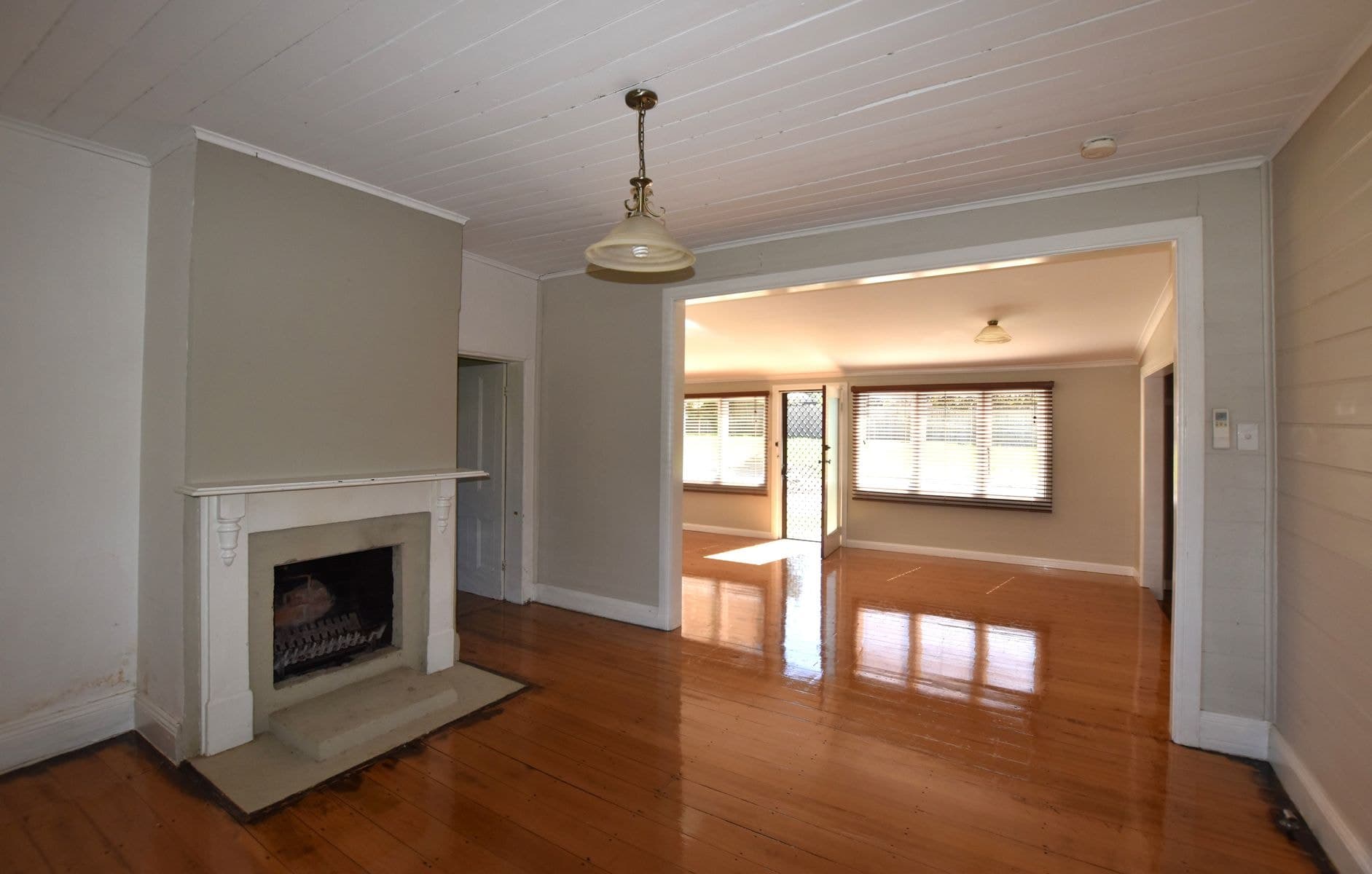 19 Warrataw Street, Gunning NSW 2581, Gunning - Thumbnail 2