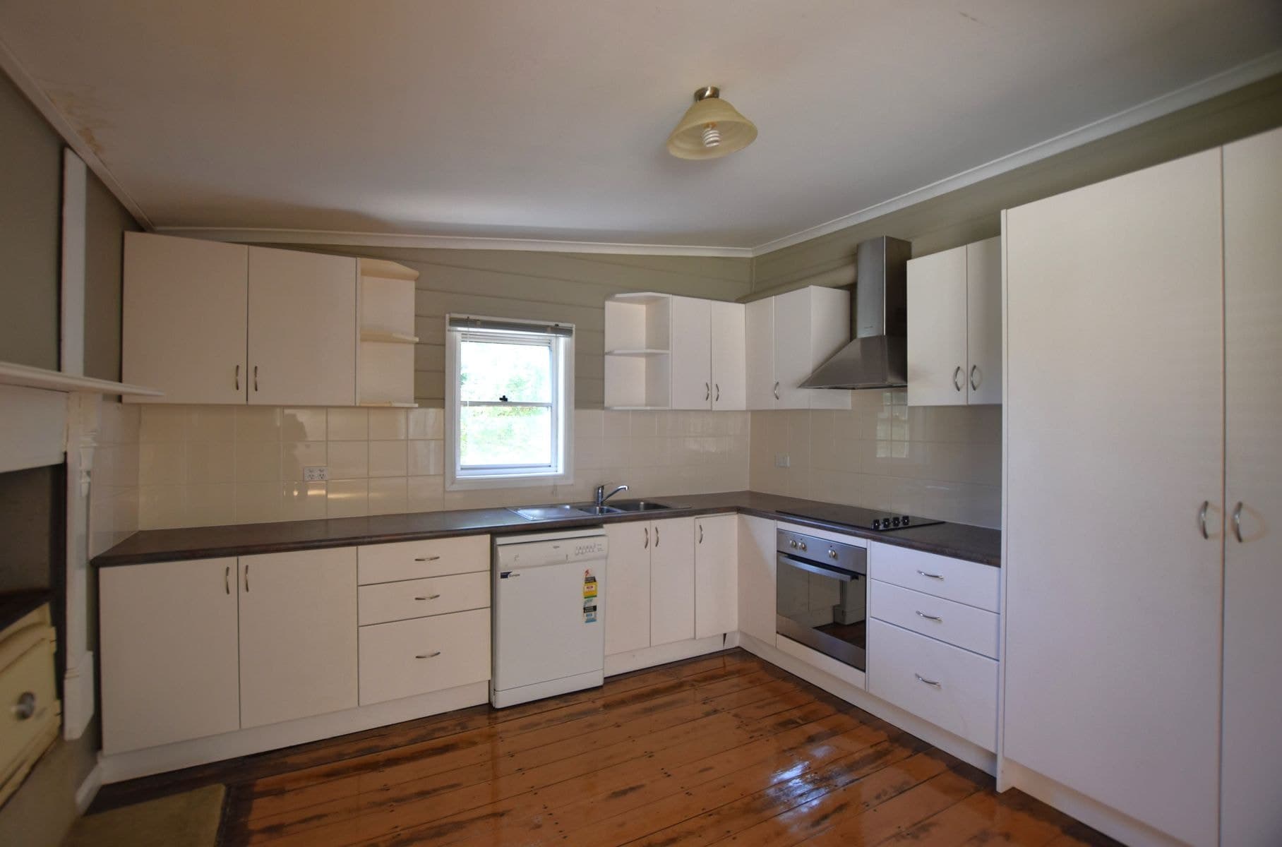 19 Warrataw Street, Gunning NSW 2581, Gunning - Thumbnail 3