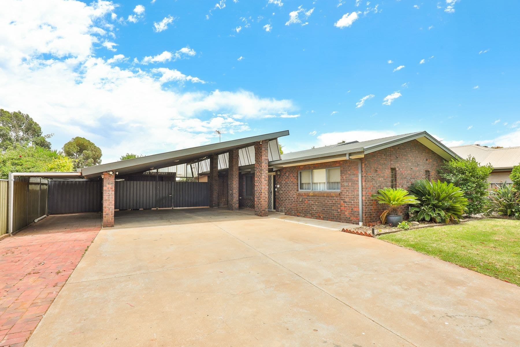 67 Riverside Avenue, Mildura VIC 3500, Mildura - Image 1