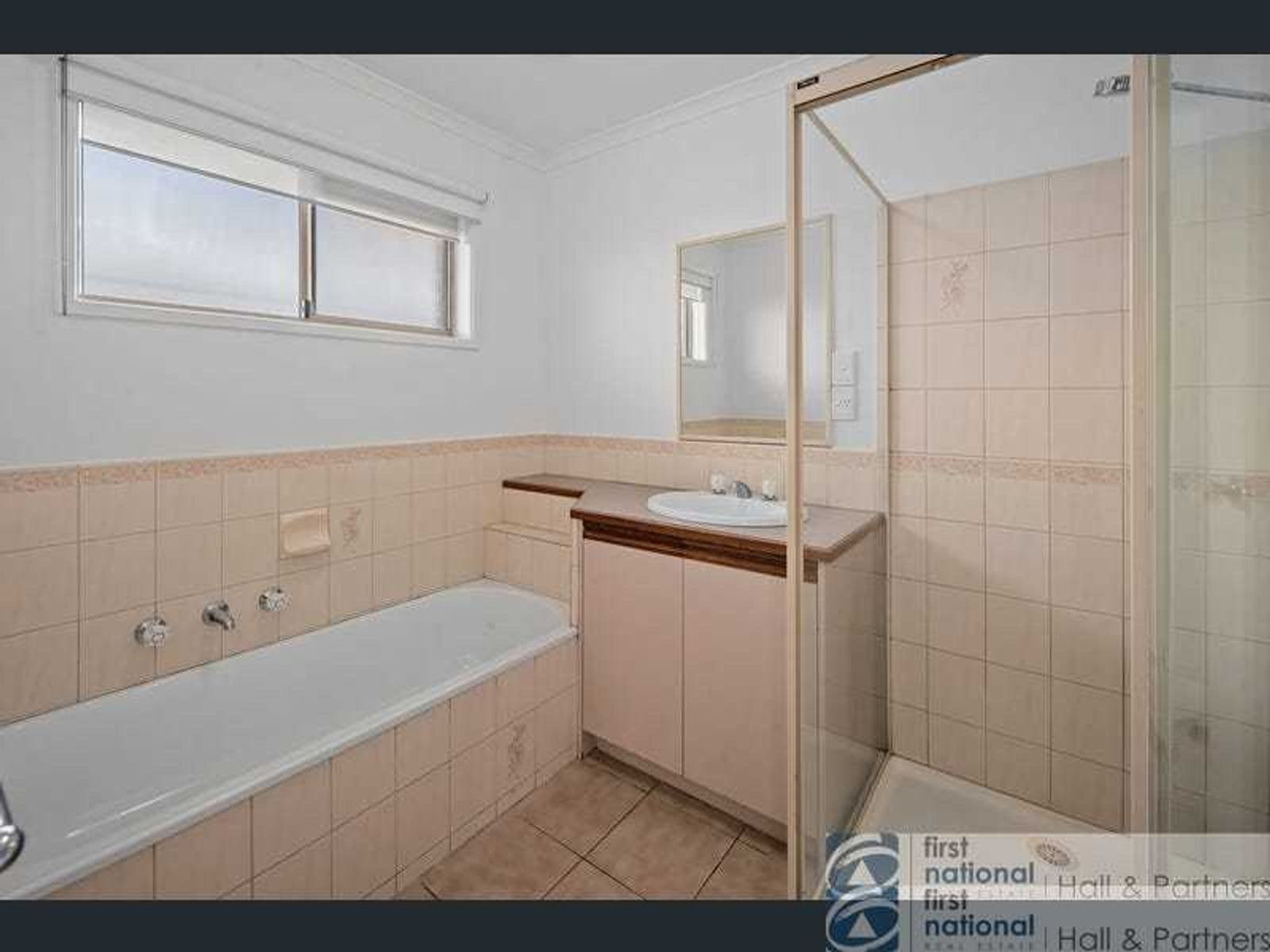 12 Lodge Crescent, Berwick VIC 3806, Berwick - Thumbnail 5