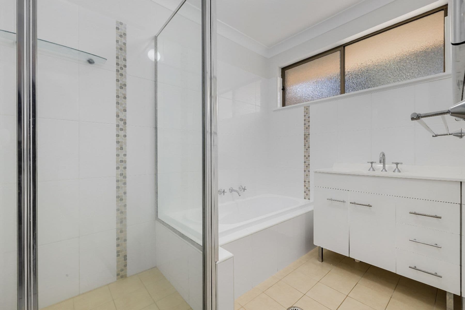 42 Yarranabee Road, Port Macquarie NSW 2444, Port Macquarie - Thumbnail 7