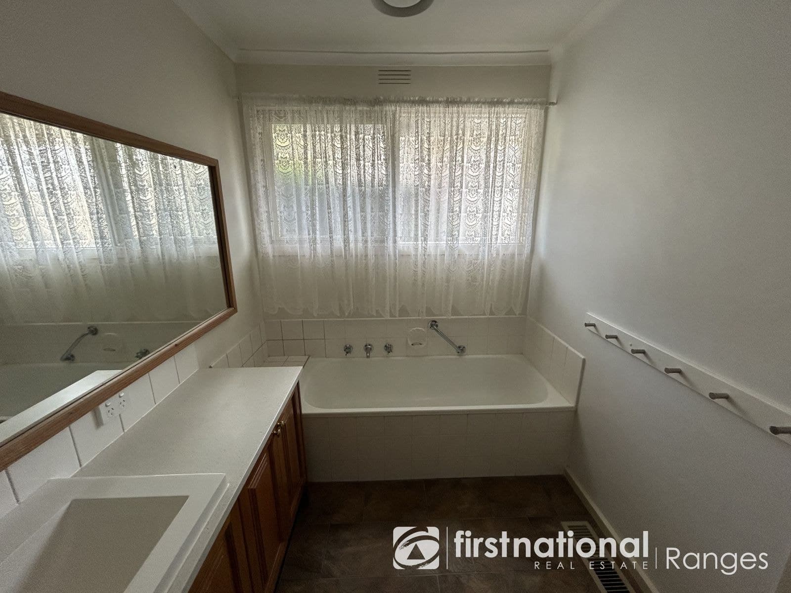 25 Kings Road, Emerald VIC 3782, Emerald - Thumbnail 5