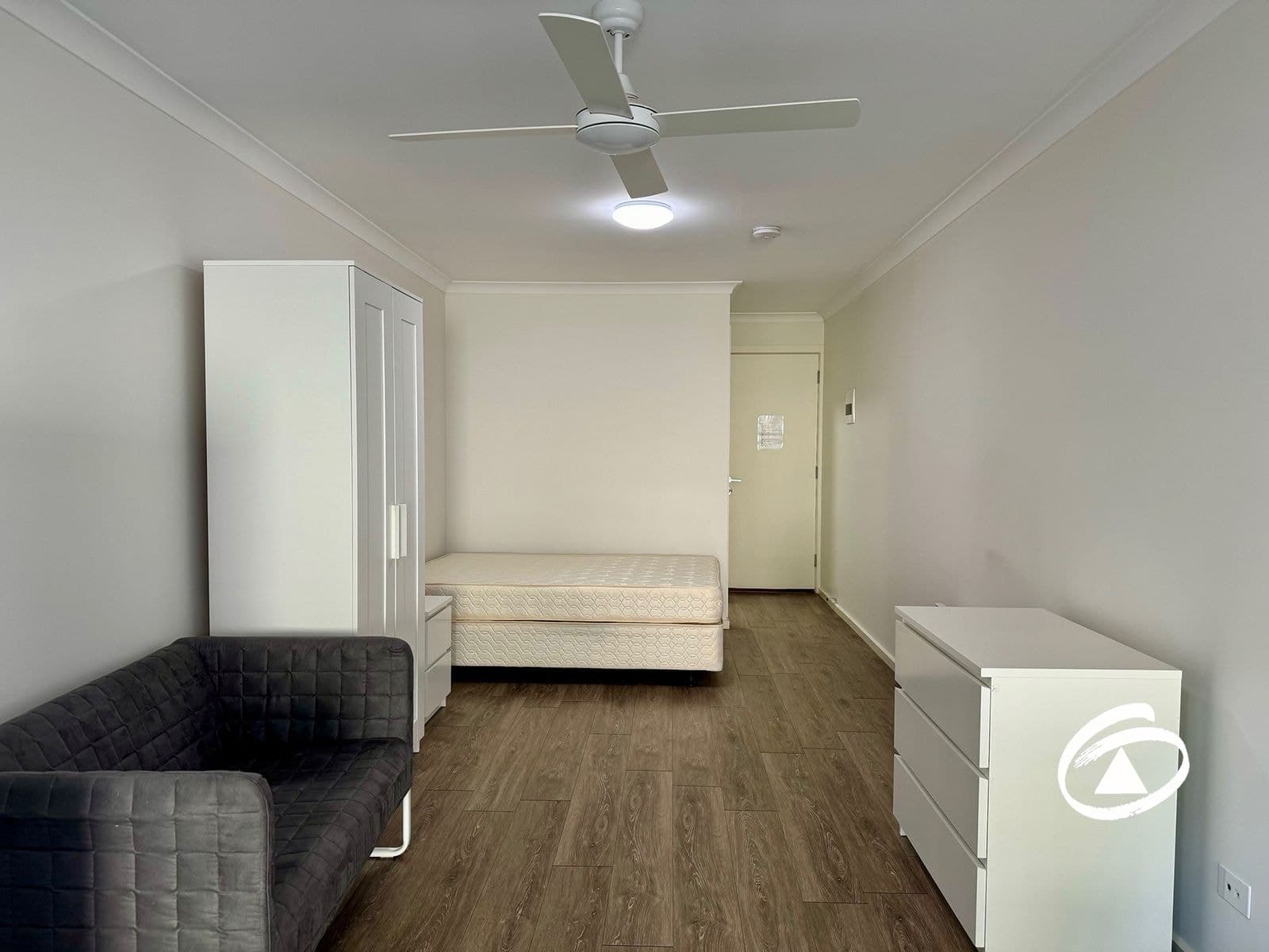 3/4 Cranbourne Drive, Cranbourne VIC 3977, Cranbourne - Thumbnail 3