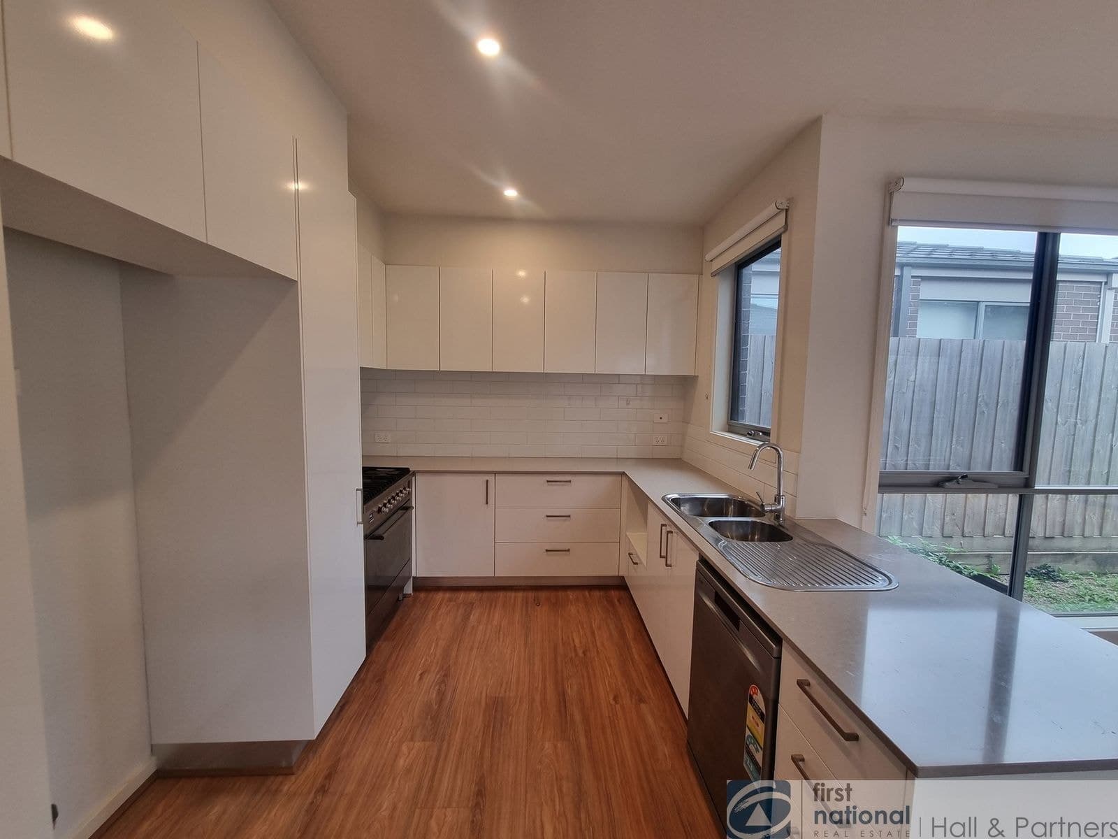 15 Tully Crescent, Narre Warren VIC 3805, Narre Warren - Image 1