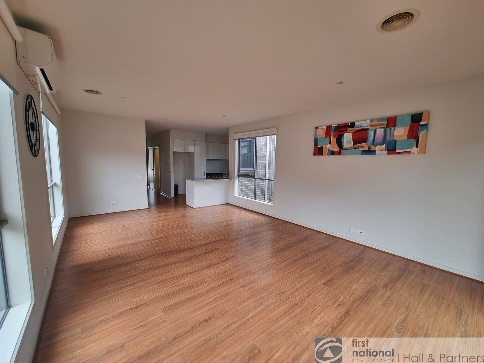 15 Tully Crescent, Narre Warren VIC 3805, Narre Warren - Thumbnail 3