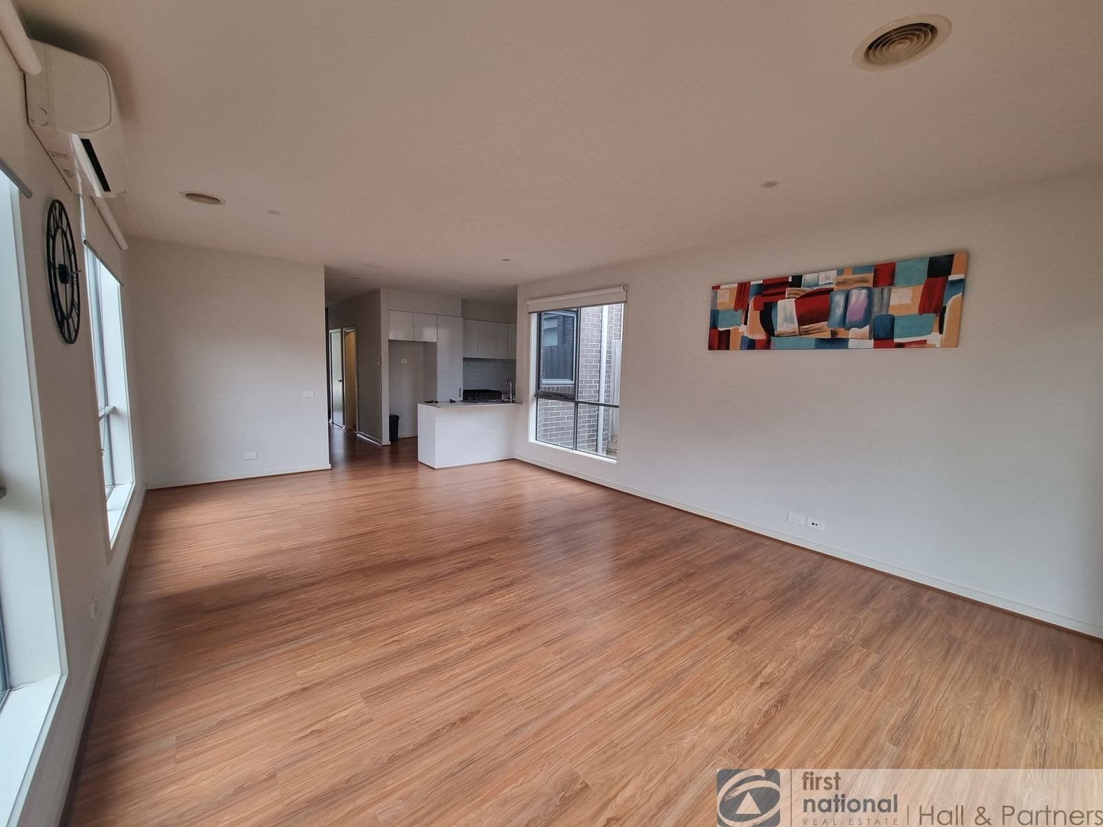 15 Tully Crescent, Narre Warren VIC 3805, Narre Warren - Thumbnail 5