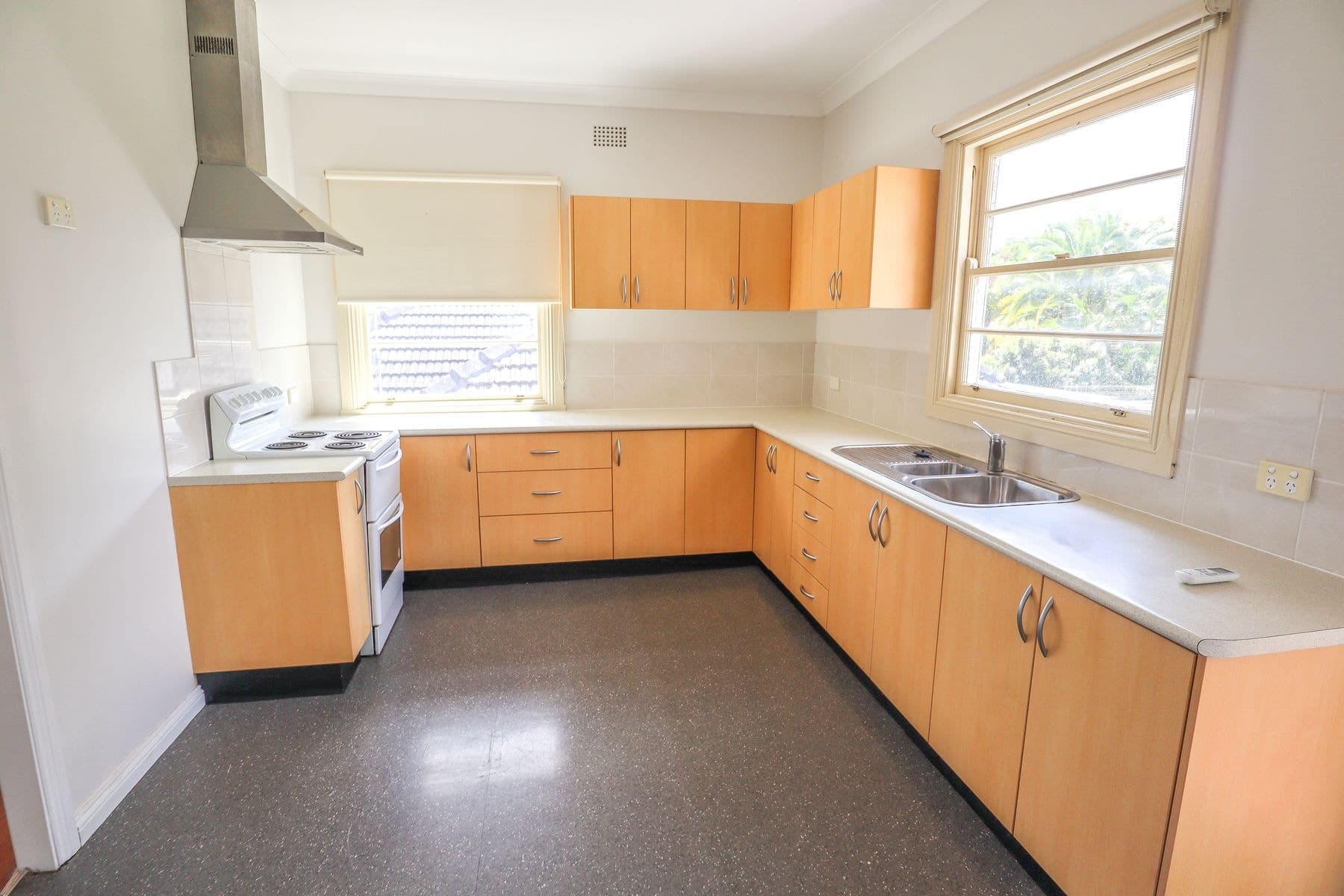 14 Jacaranda Avenue, East Lismore NSW 2480, East Lismore - Thumbnail 2