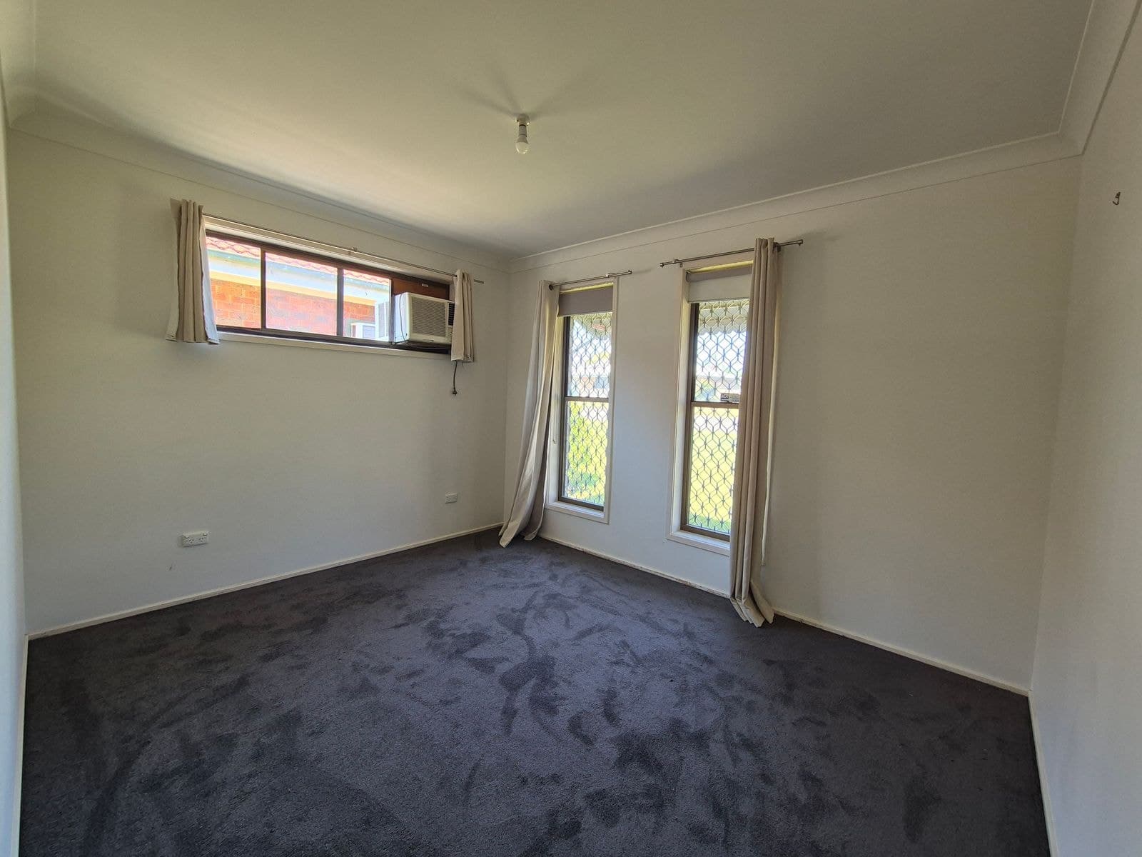 24 Hickory Crescent, Taree NSW 2430, Taree - Thumbnail 7