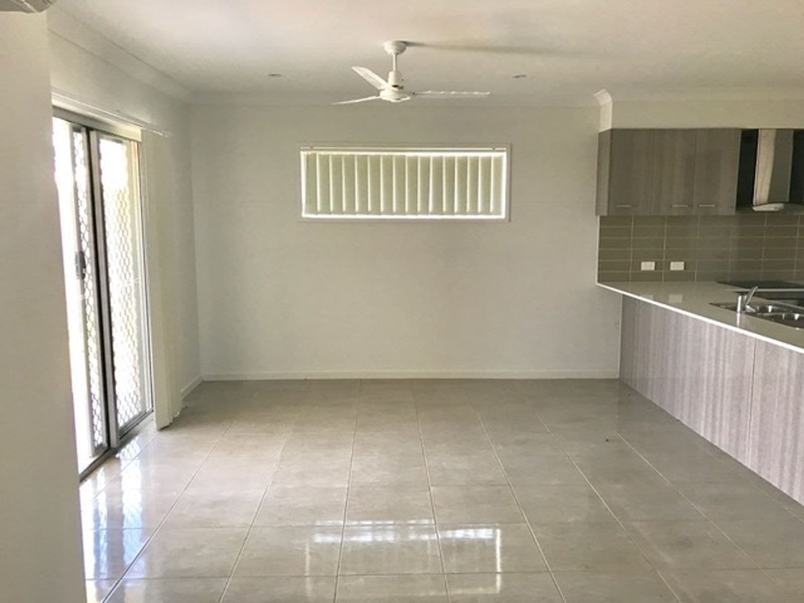 4/13 Dudley Street, Chinchilla QLD 4413, Chinchilla - Thumbnail 2