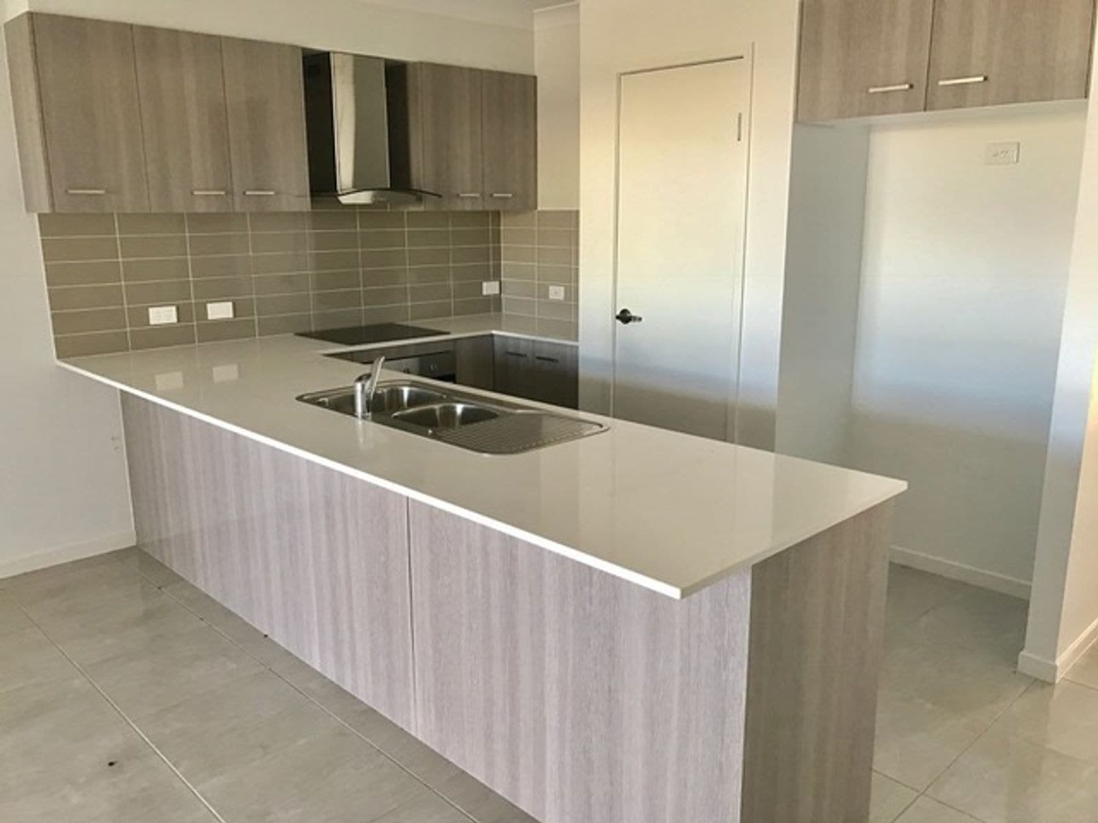 4/13 Dudley Street, Chinchilla QLD 4413, Chinchilla - Thumbnail 3