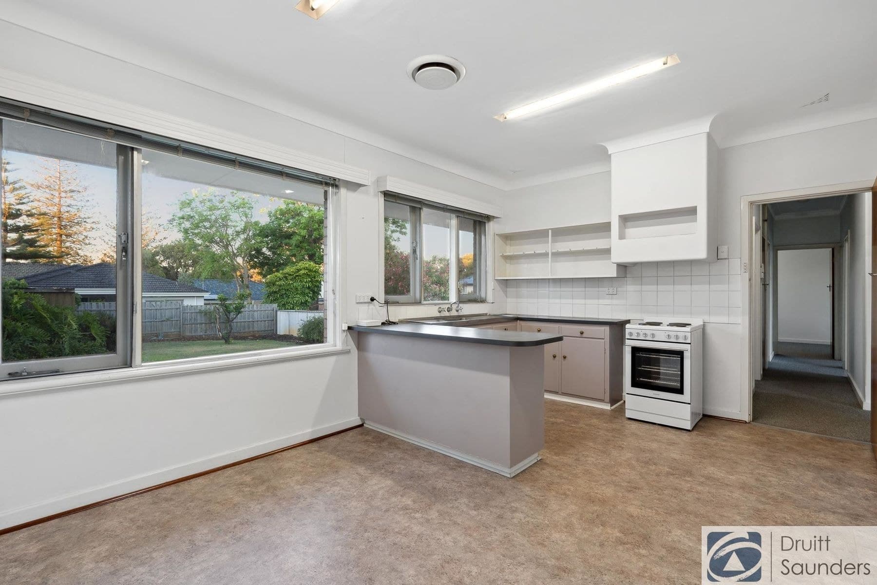 15 Woodrow Avenue, Yokine WA 6060, Yokine - Thumbnail 2