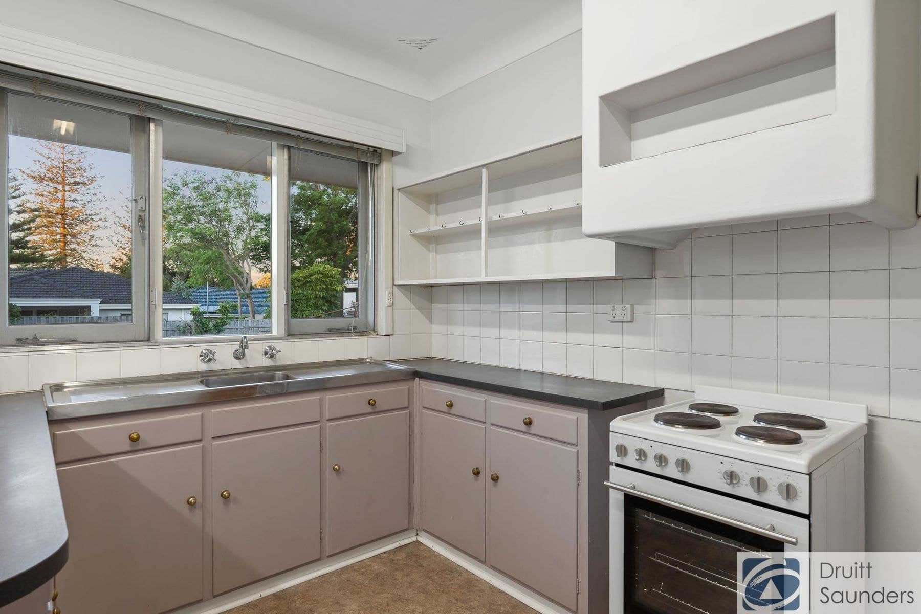 15 Woodrow Avenue, Yokine WA 6060, Yokine - Thumbnail 7