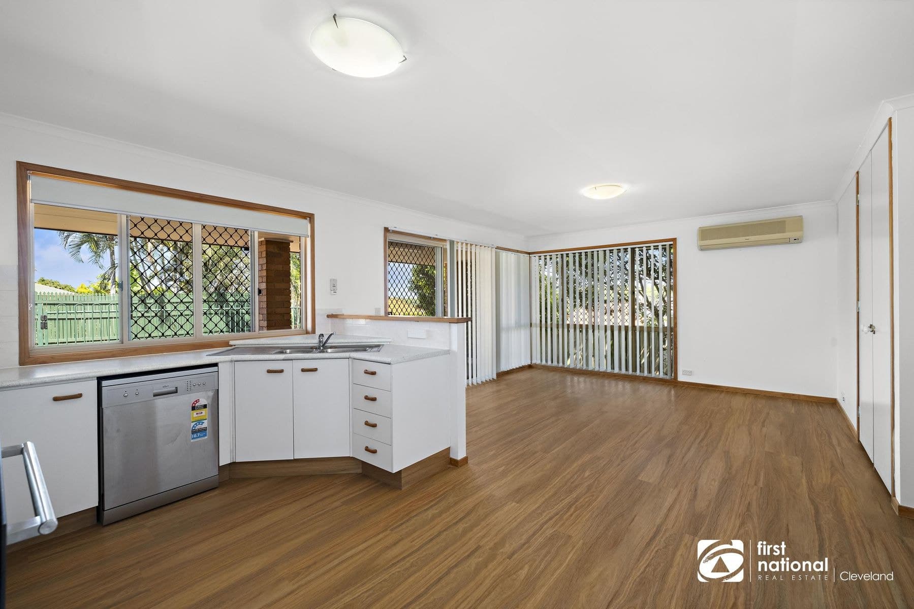 5 Montgomery Drive, Wellington Point QLD 4160, Wellington Point - Thumbnail 4