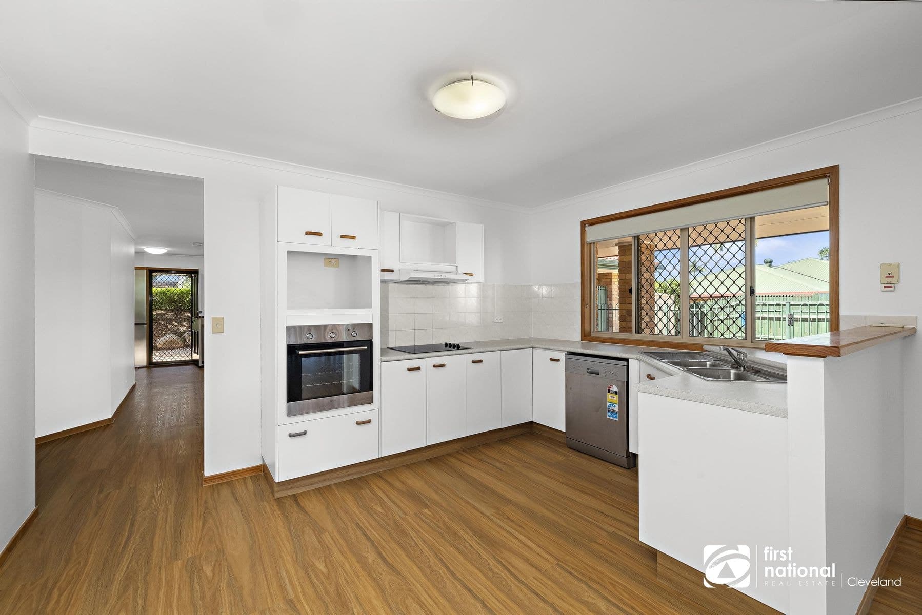 5 Montgomery Drive, Wellington Point QLD 4160, Wellington Point - Thumbnail 5