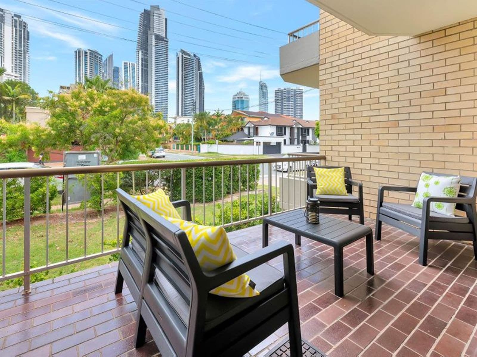 2/26 Stanhill Drive, Chevron Island QLD 4217, Chevron Island - Image 1