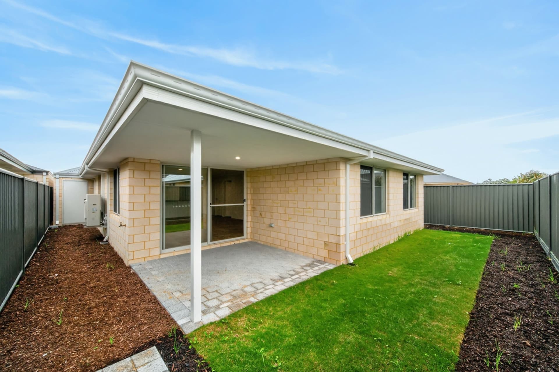 15 Beedelup Street, Baldivis, Baldivis - Thumbnail 2