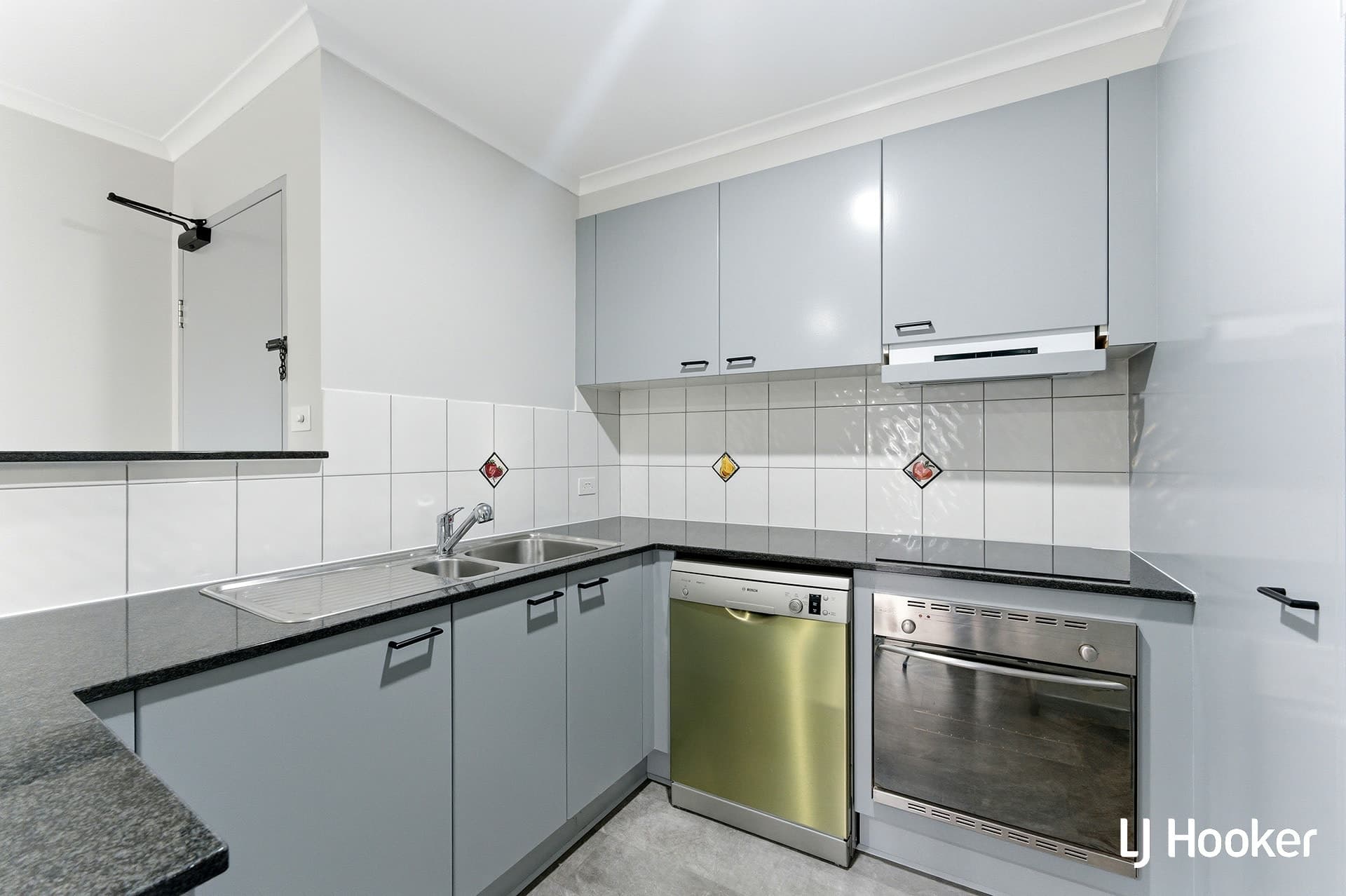 41/13 Chandler Street, Belconnen, Belconnen - Thumbnail 5