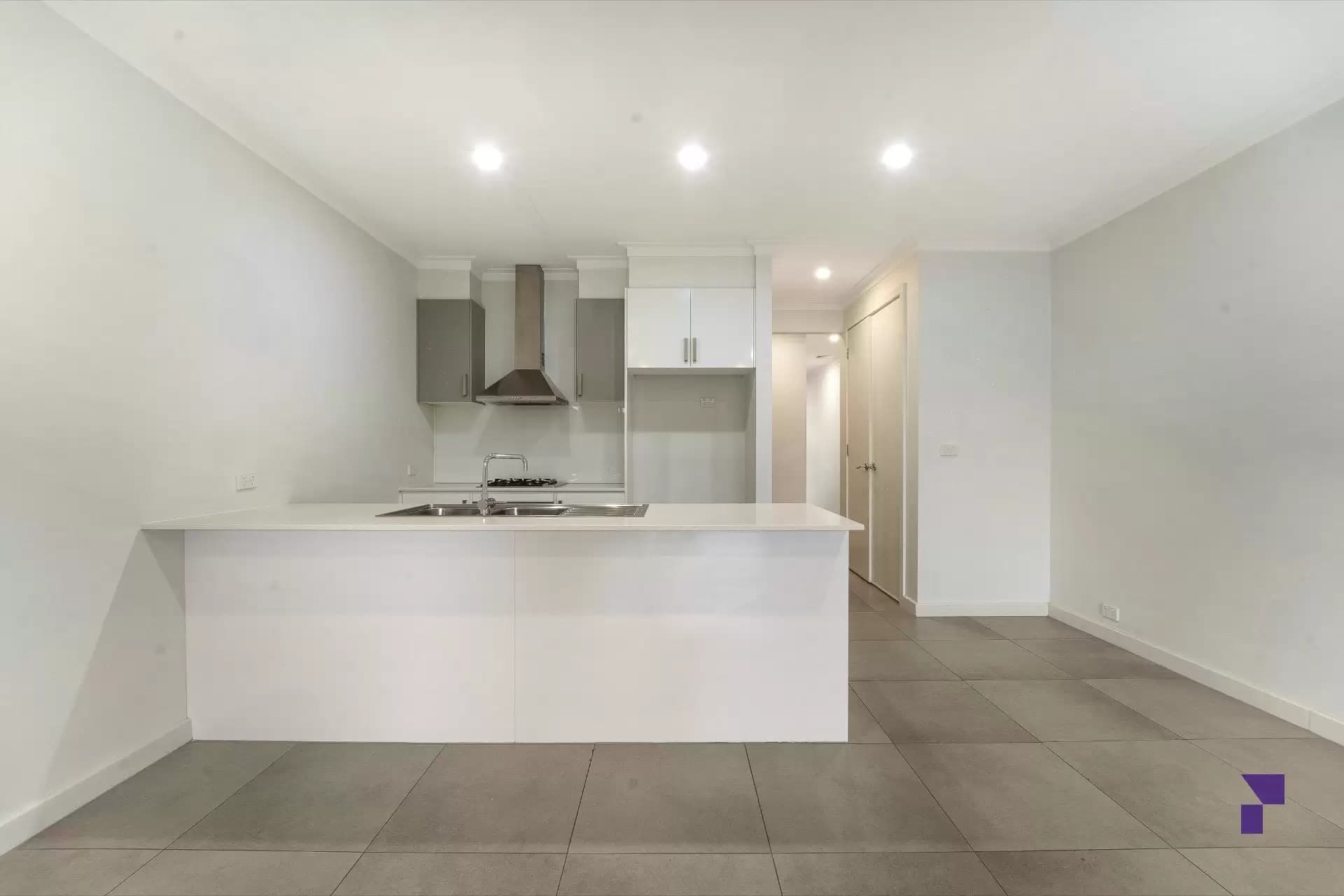 10 Corandirk Lane, Punchbowl - Thumbnail 3
