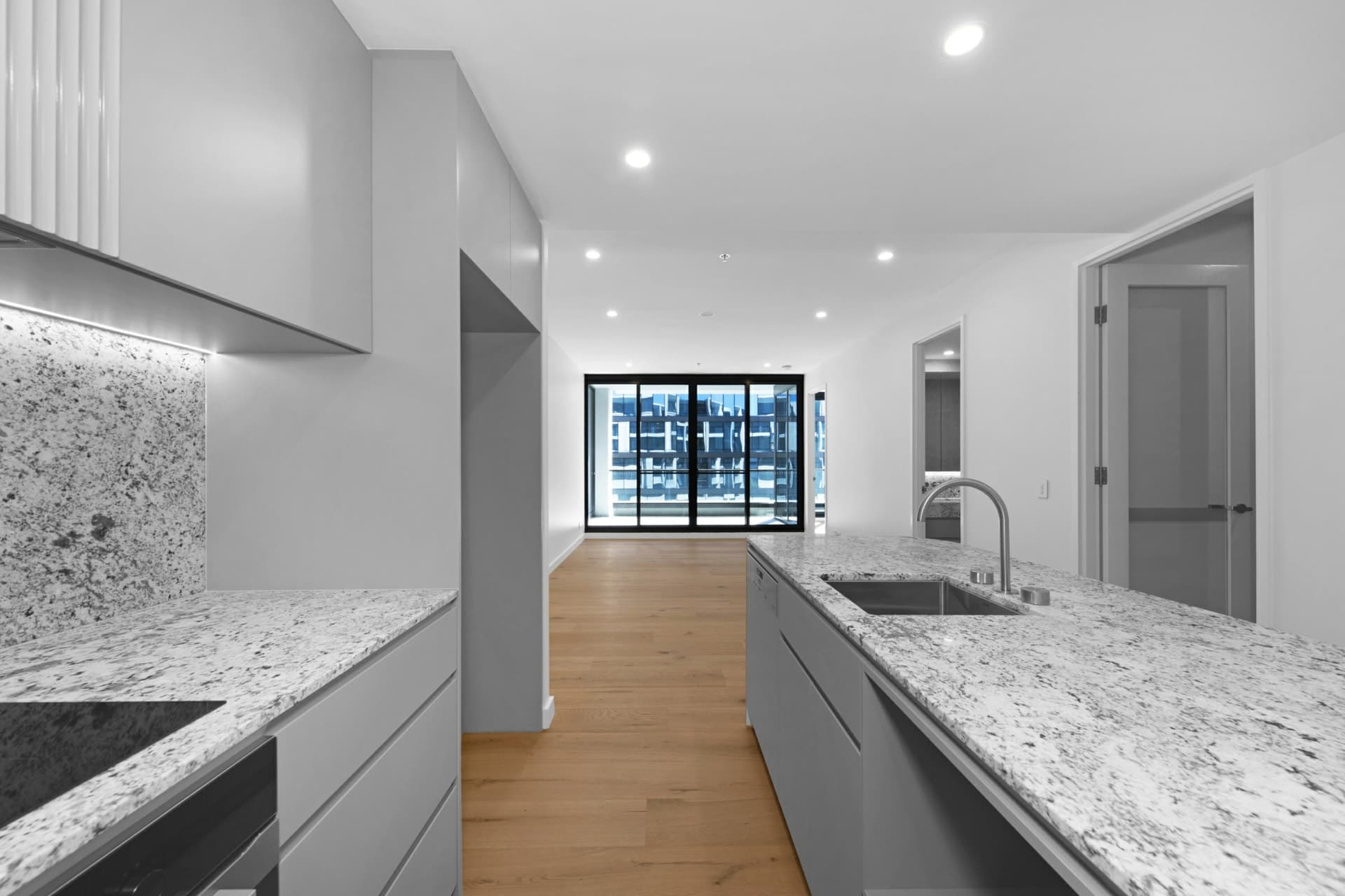 302/62 Constitution Avenue, Campbell, Campbell - Thumbnail 5