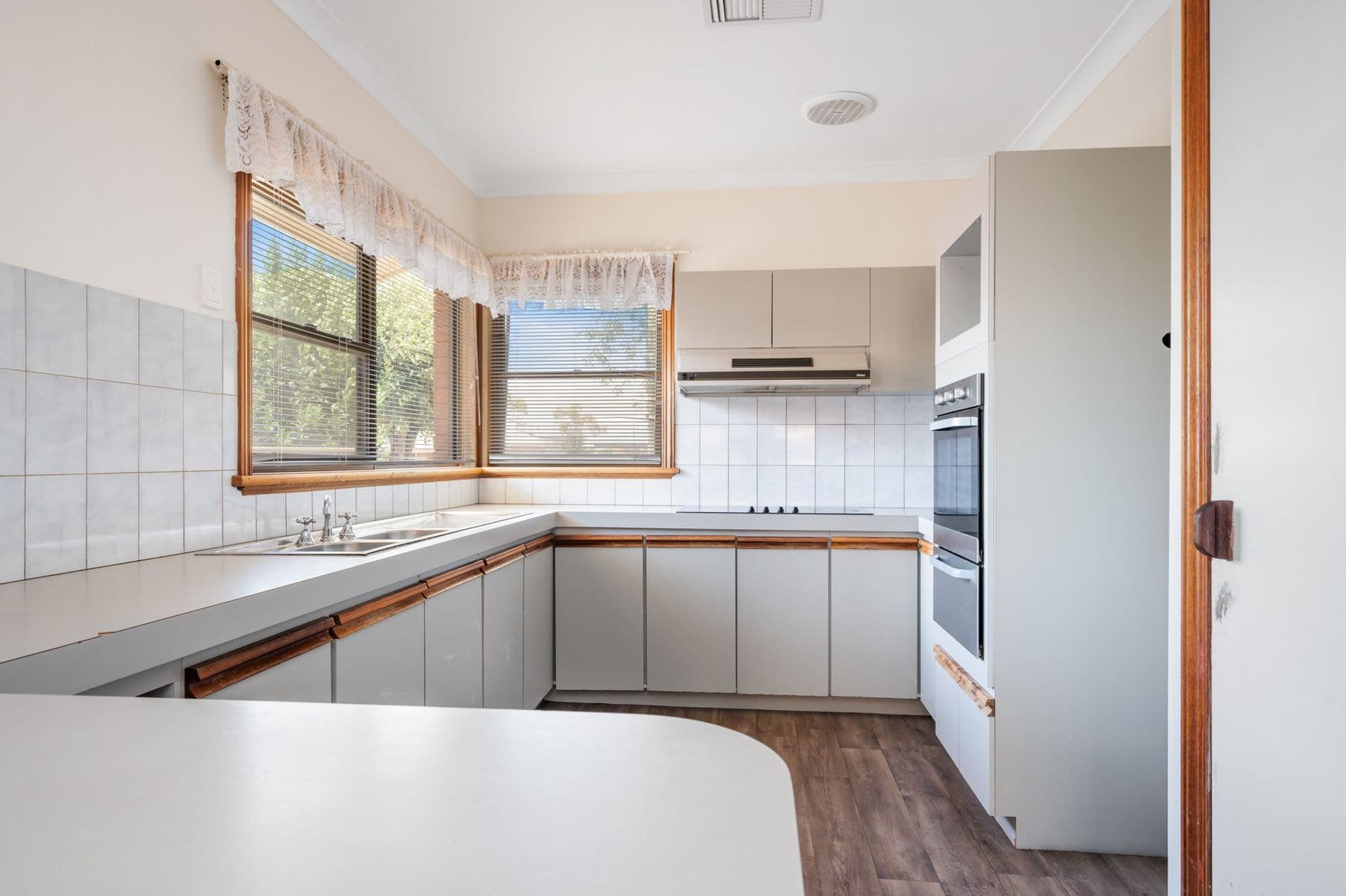8 De Bernales Street, Hannans WA 6430, Hannans - Thumbnail 2