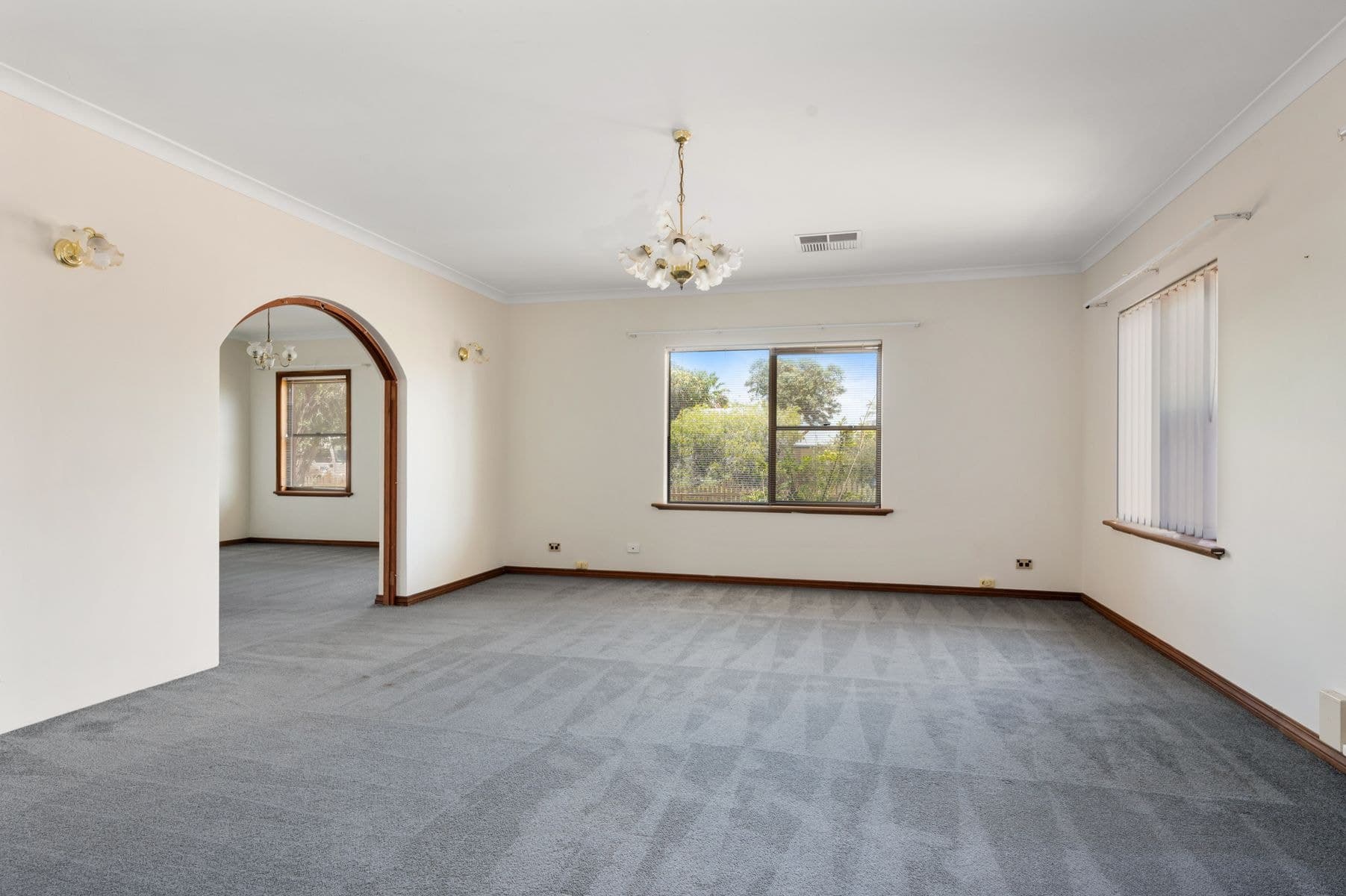 8 De Bernales Street, Hannans WA 6430, Hannans - Thumbnail 4