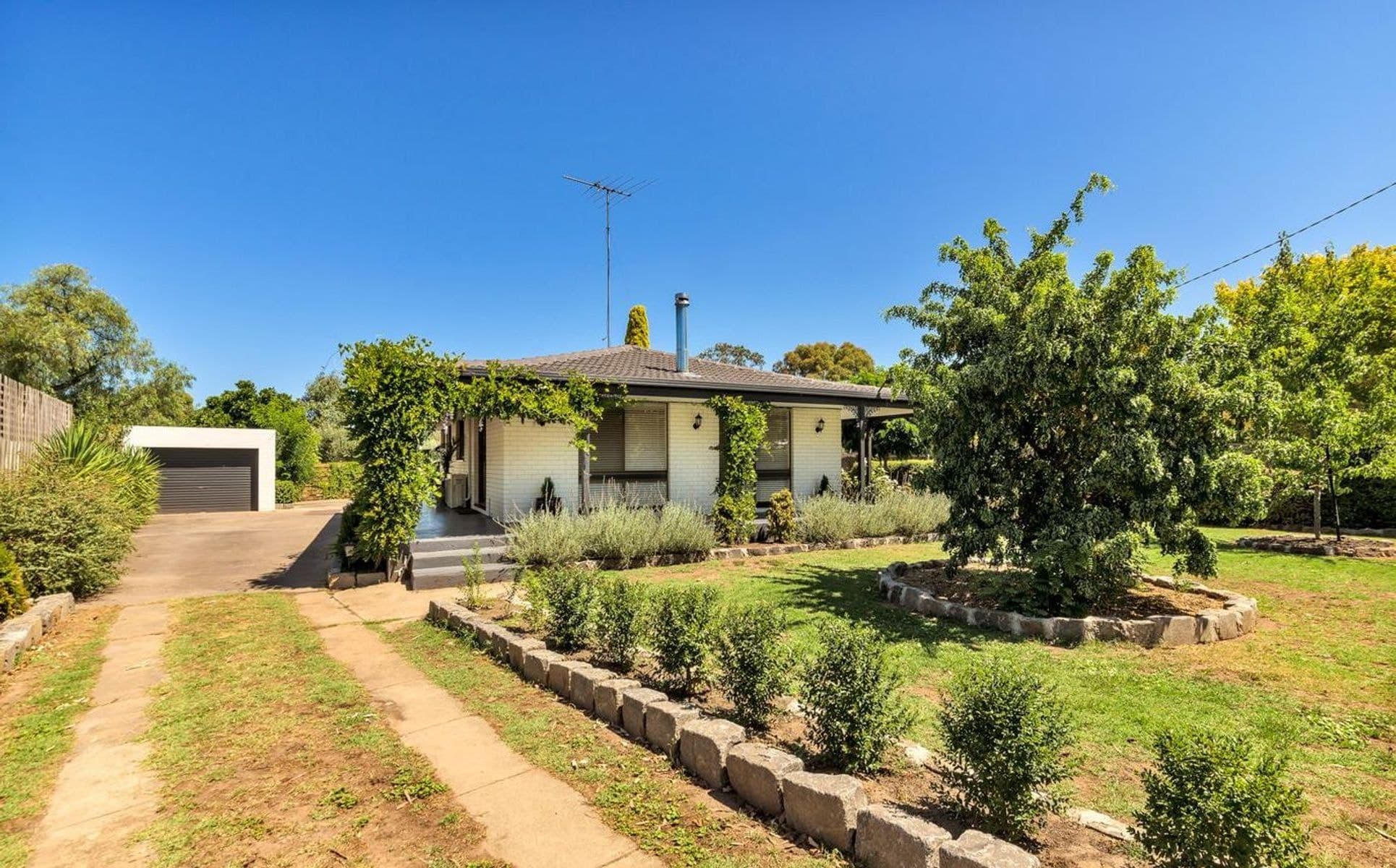 49 High Street, Inverleigh VIC 3321, Inverleigh - Image 1