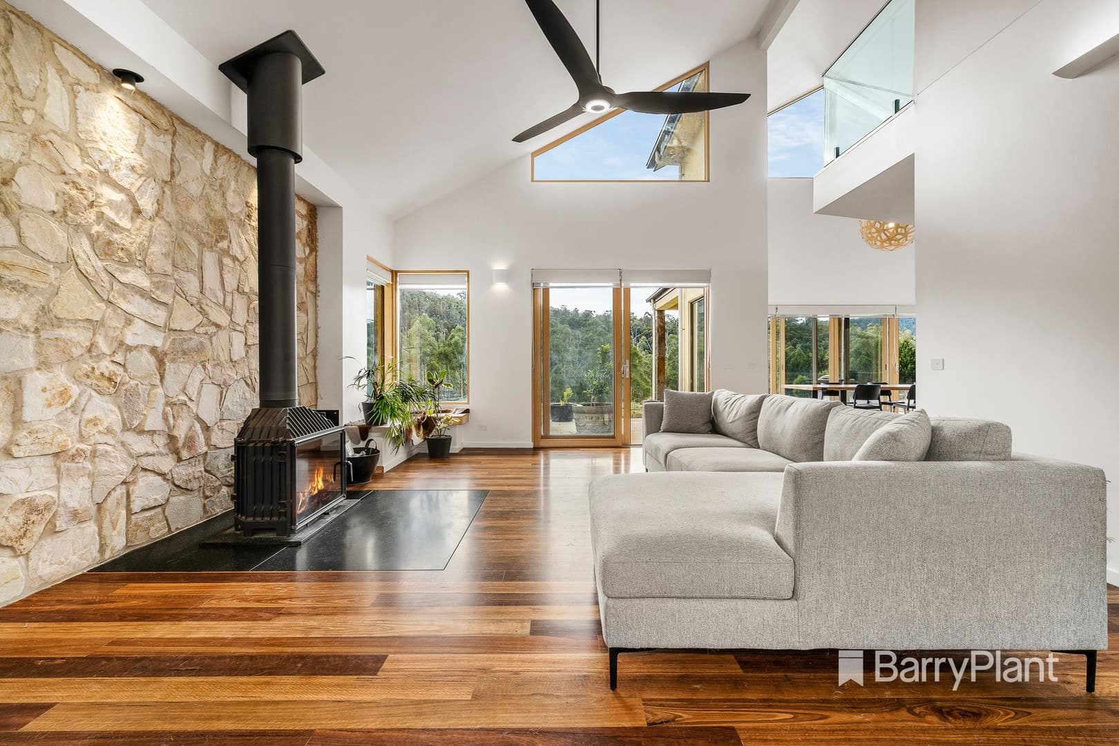 2195  Heidelberg-Kinglake  RoadSt Andrews, VIC 3761  - Leased, St Andrews - Thumbnail 2