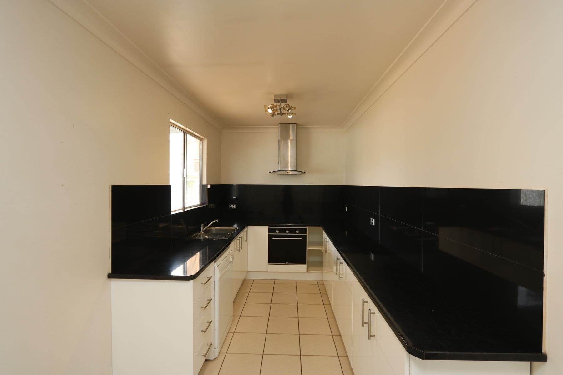 475 Thomas Street, Broken Hill NSW 2880, Broken Hill - Thumbnail 4