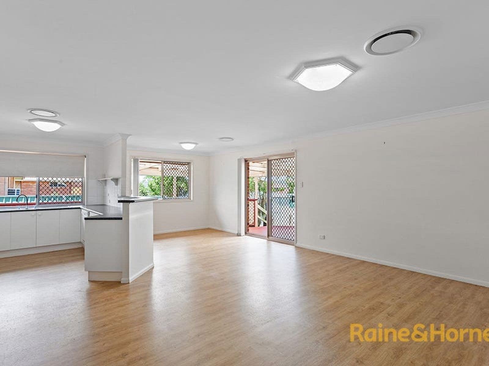 58 Sardon Street, Centenary Heights QLD 4350, Centenary Heights - Thumbnail 2