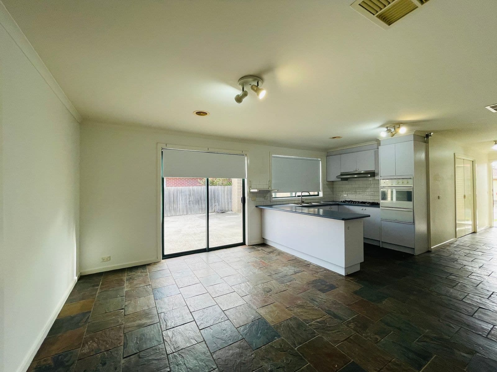 24 Nelson Way, Hoppers Crossing VIC 3029, Hoppers Crossing - Thumbnail 2