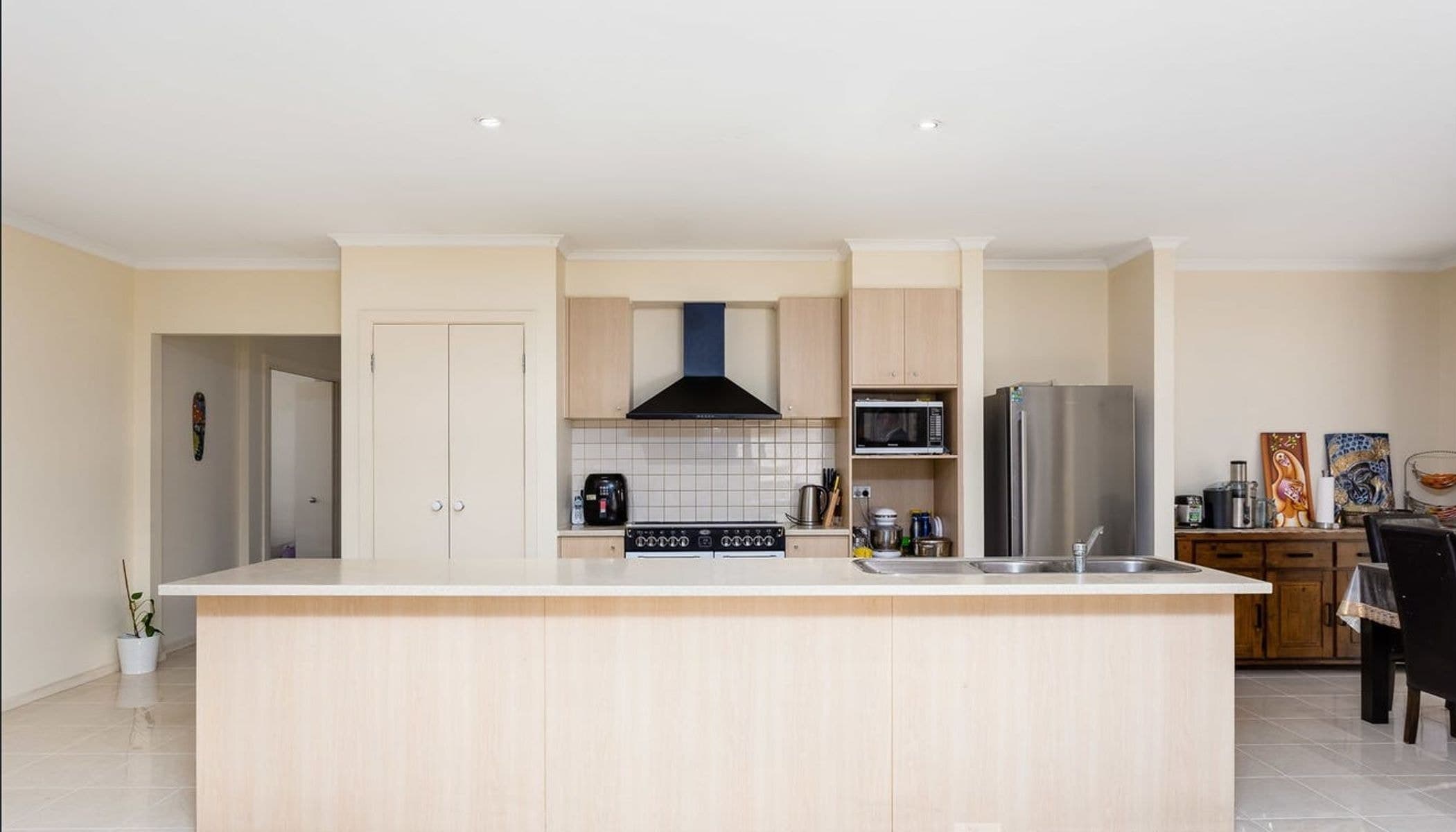 5 Whitlam Green, Point Cook VIC 3030, Point Cook - Thumbnail 4