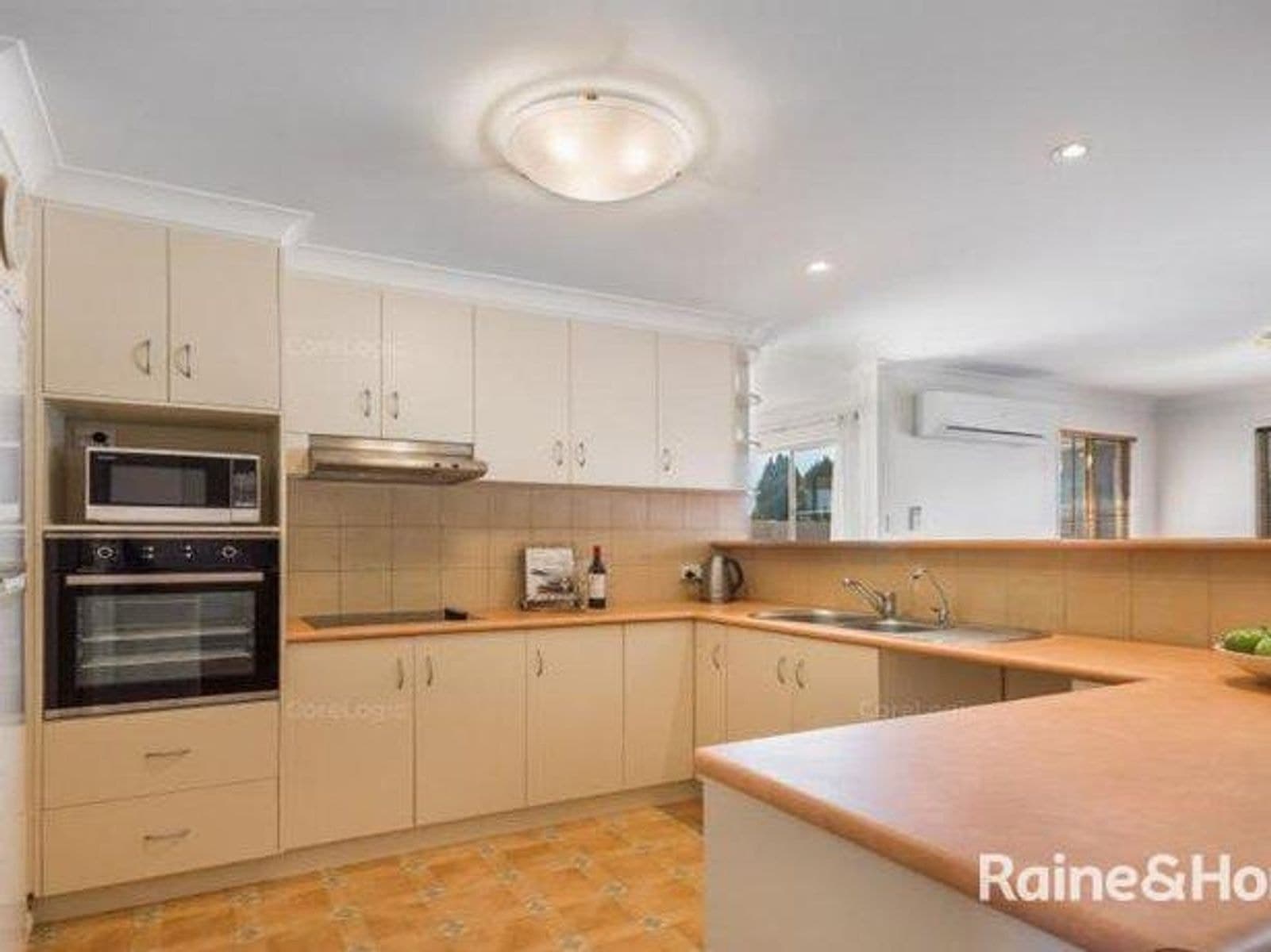 26 Sweetapple Crescent, Centenary Heights QLD 4350, Centenary Heights - Thumbnail 4