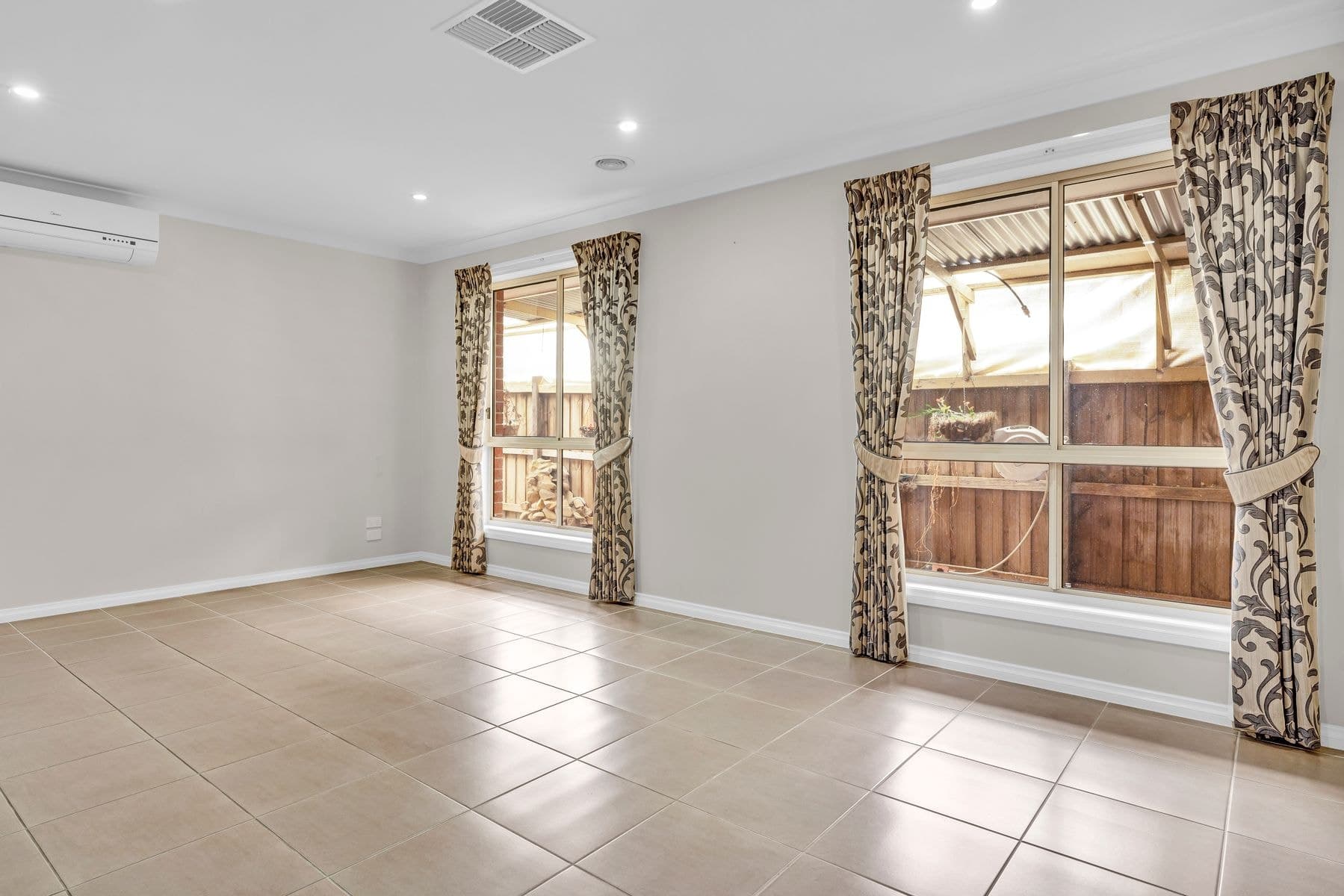 1/36 Somerton Court, Darley VIC 3340, Darley - Thumbnail 4
