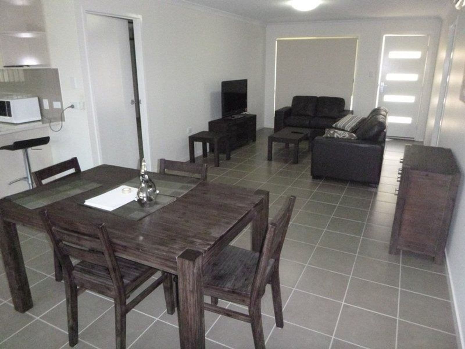 2/10 Heeney Street, Chinchilla QLD 4413, Chinchilla - Thumbnail 3