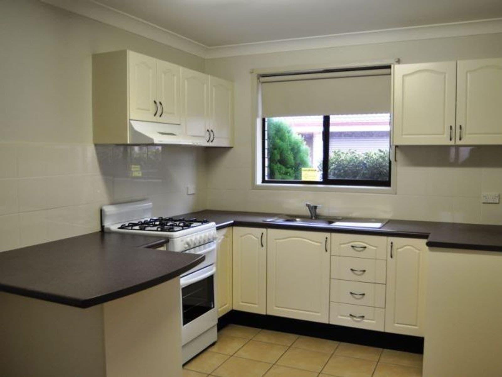6/4 Prince Edward Street, Bathurst NSW 2795, Bathurst - Thumbnail 2