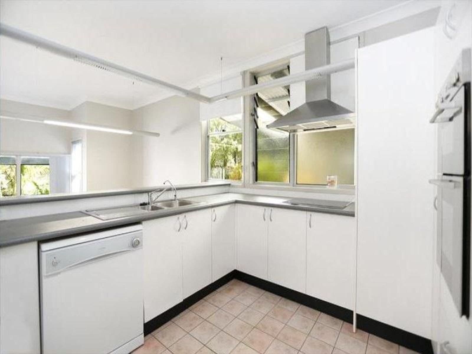 18A Farrer Place, Frenchs Forest NSW 2086, Frenchs Forest - Thumbnail 4