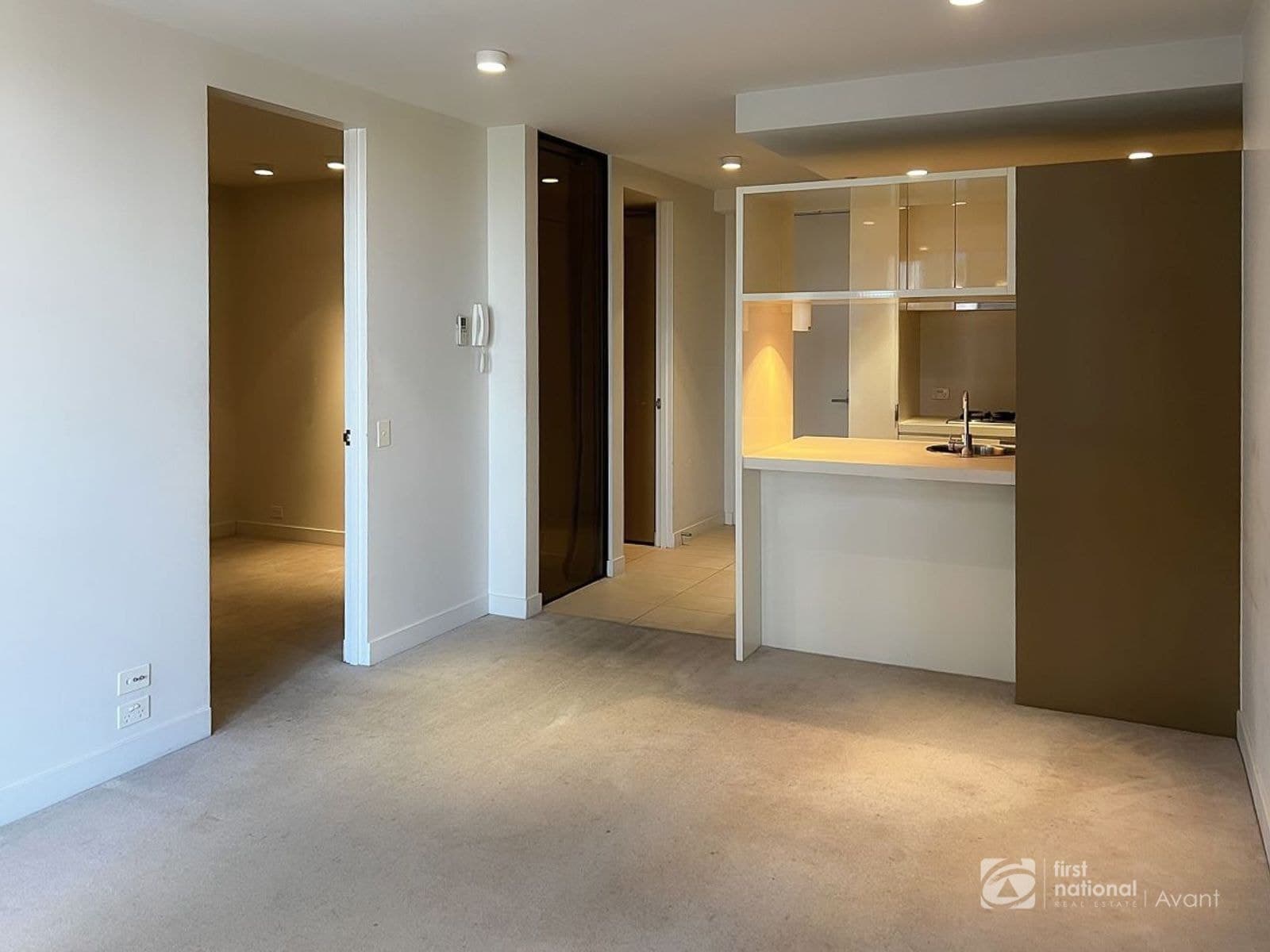 708/33 MacKenzie Street, Melbourne VIC 3000, Melbourne - Thumbnail 3