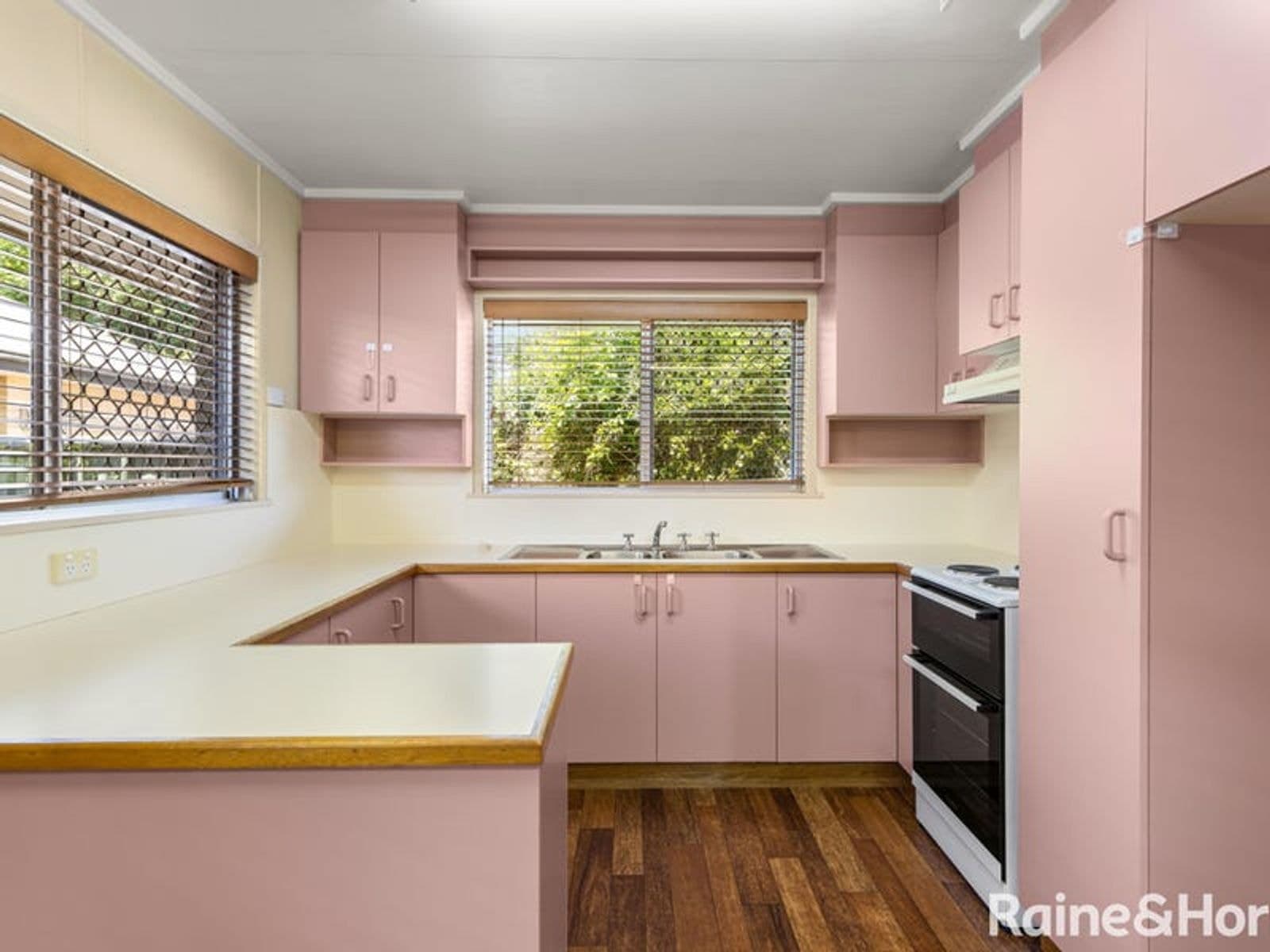 28 Fromalls Street, Harristown QLD 4350, Harristown - Thumbnail 3