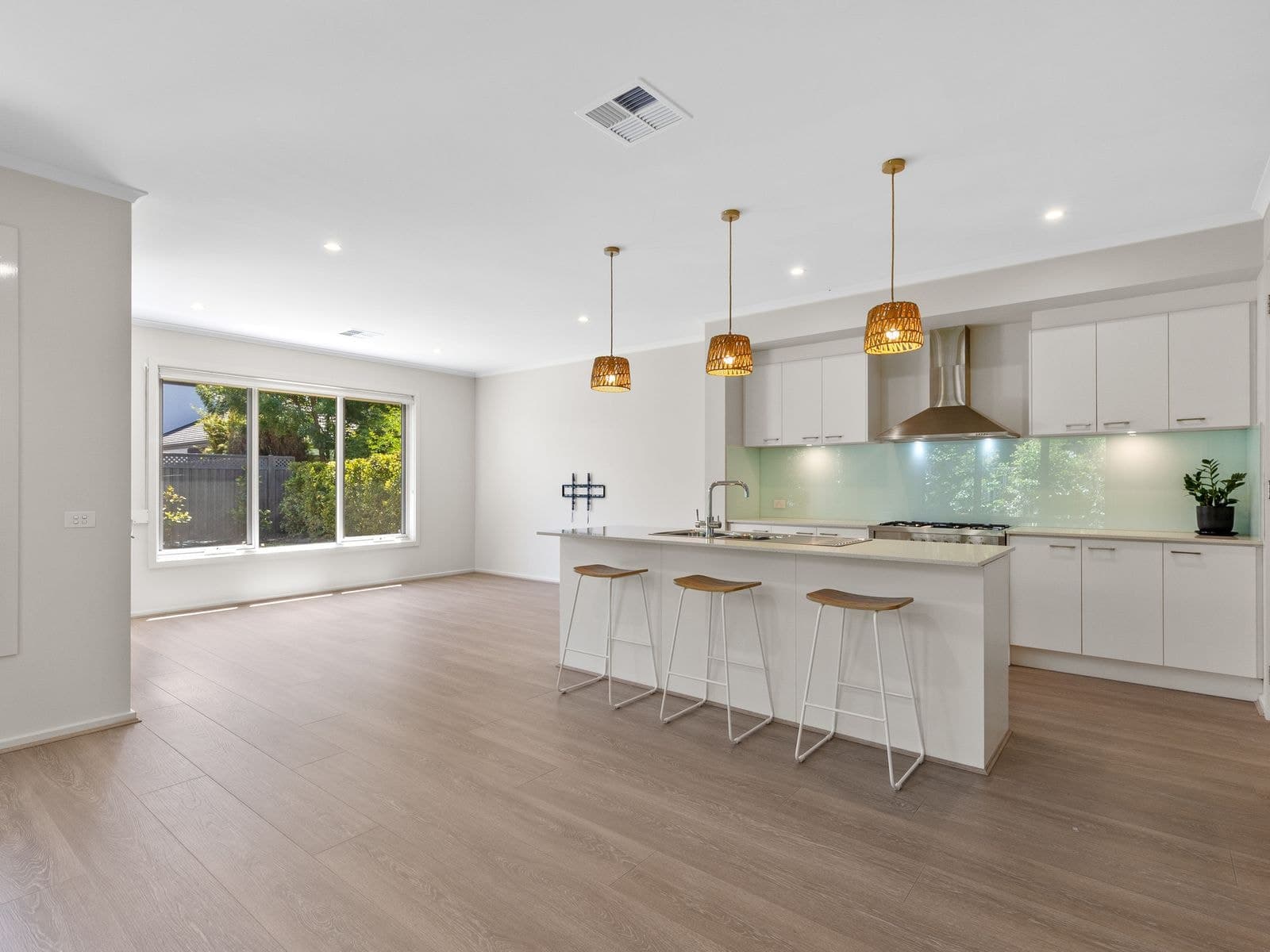 632 Burbridge Rd, West Beach SA 5024, West Beach - Thumbnail 2