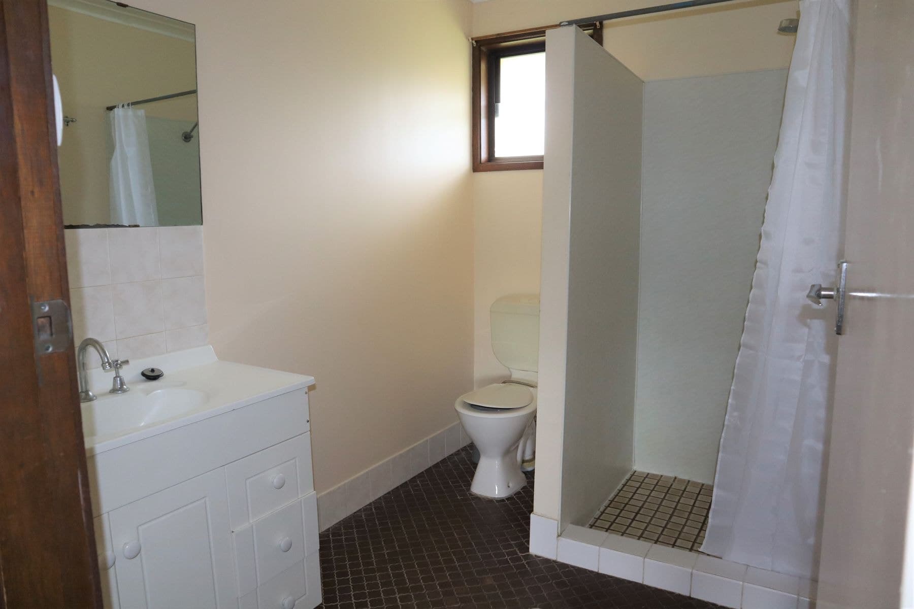 2/3 Gail Place, East Lismore NSW 2480, East Lismore - Thumbnail 5