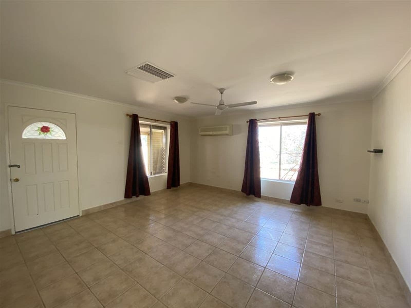 5 Saltbush Court, Sadadeen NT 0870, Sadadeen - Thumbnail 2