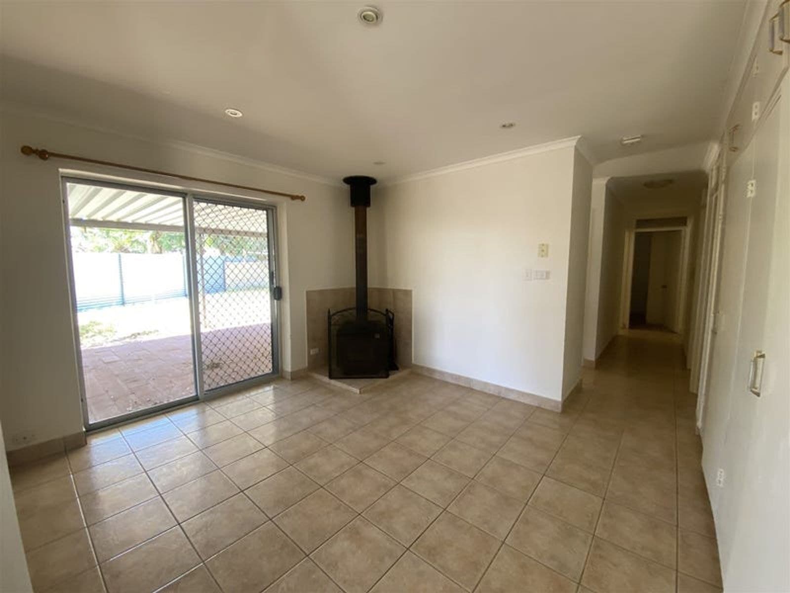 5 Saltbush Court, Sadadeen NT 0870, Sadadeen - Thumbnail 3