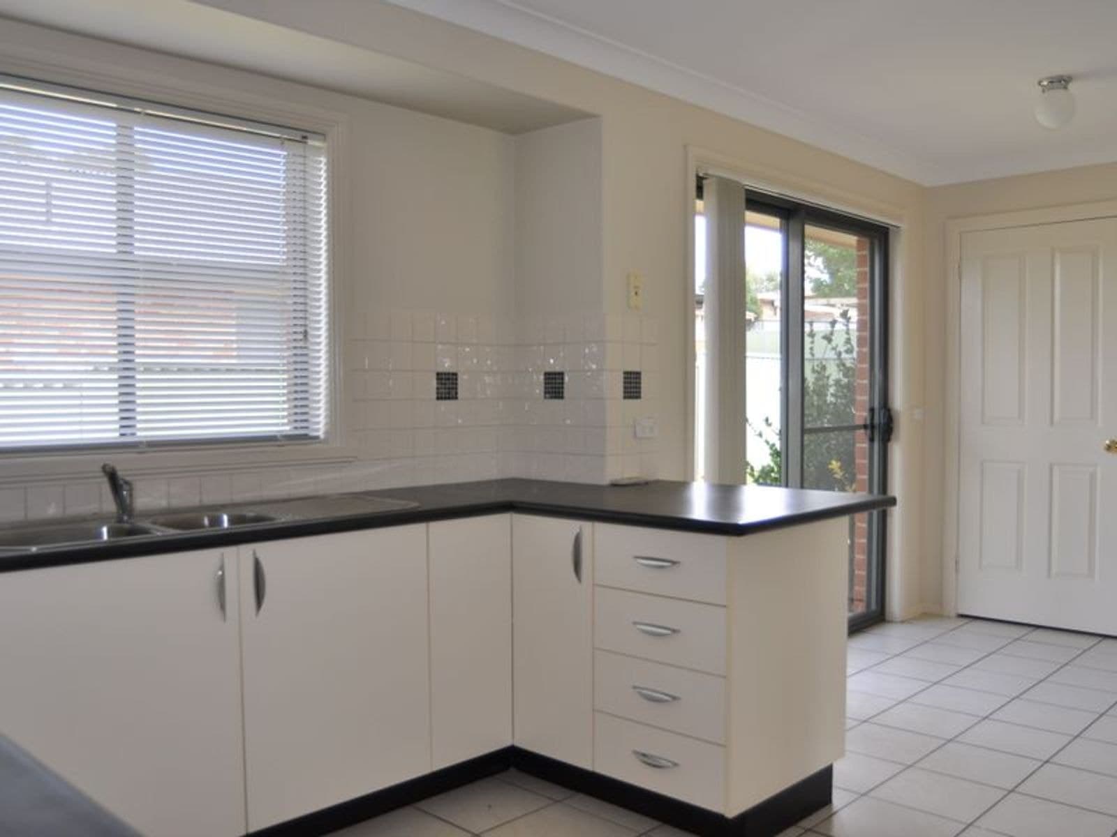 8 Spofforth Place, Kelso NSW 2795, Kelso - Thumbnail 3