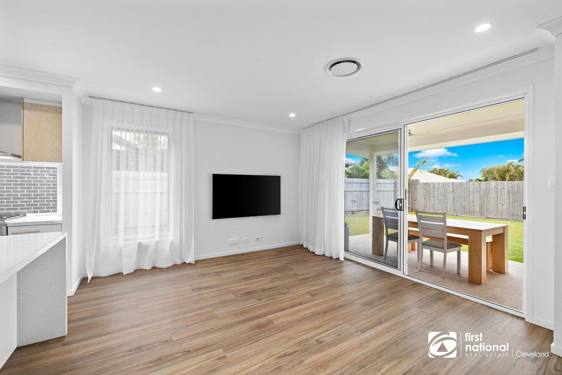 31 Eastview Circuit, Thornlands QLD 4164, Thornlands - Thumbnail 3