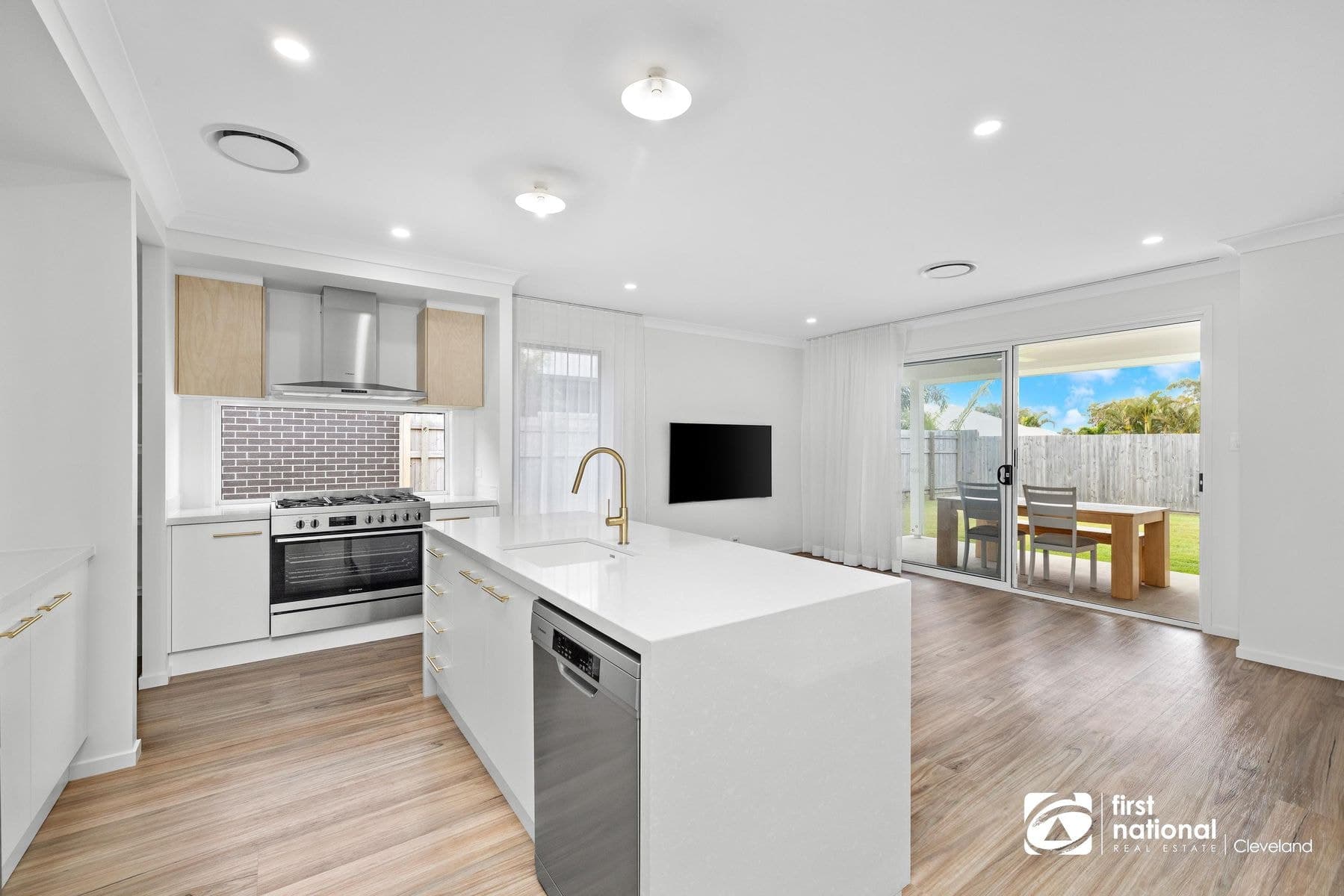 31 Eastview Circuit, Thornlands QLD 4164, Thornlands - Thumbnail 4