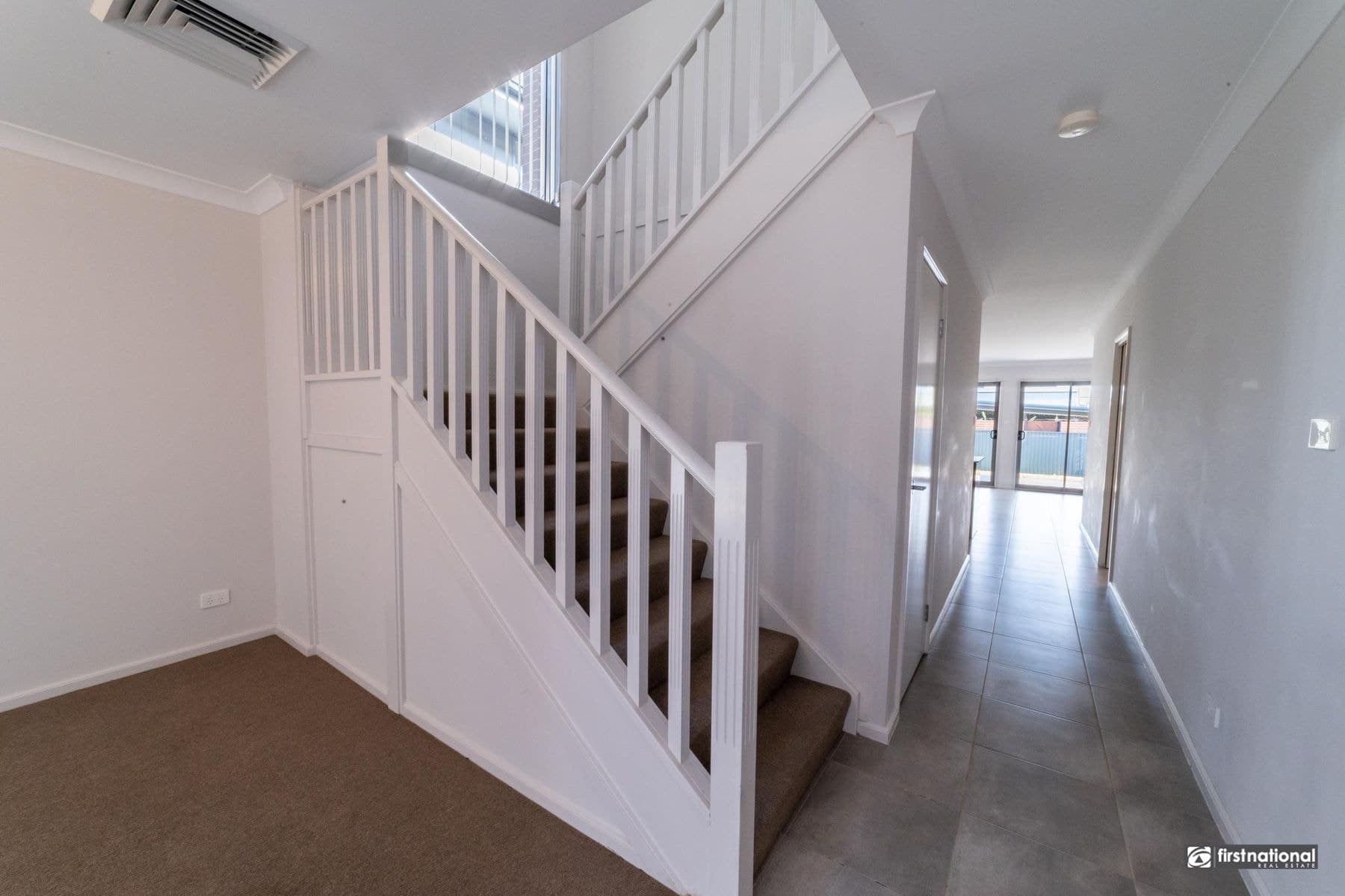 31 Cullen Avenue, Jordan Springs NSW 2747, Jordan Springs - Thumbnail 2