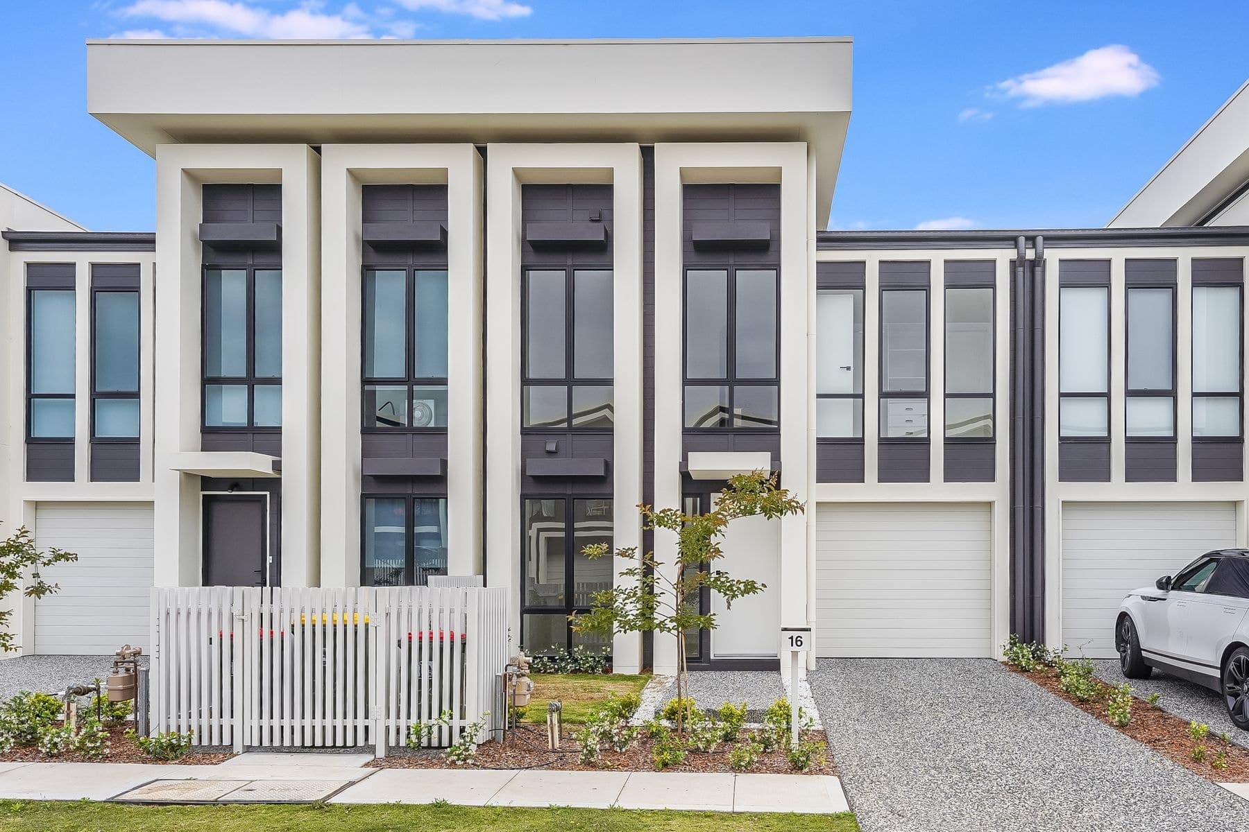 16 Annanvale Circuit, Mount Annan NSW 2567, Mount Annan - Thumbnail 2