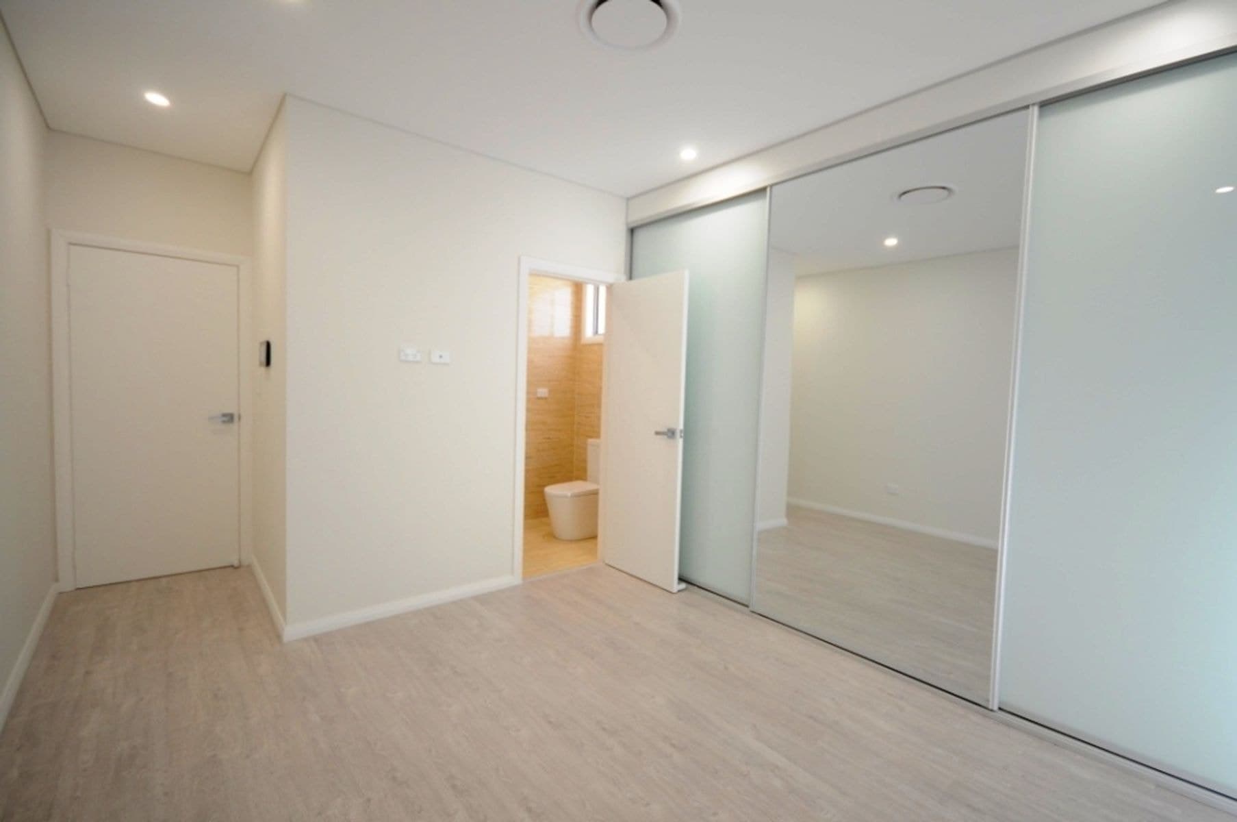 12A Binda Street, Merrylands NSW 2160, Merrylands - Thumbnail 6