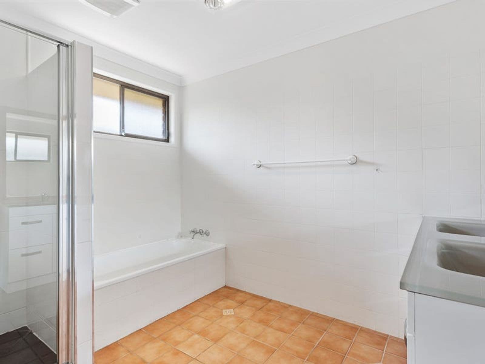 15 Kingsford Smith Drive, Wilsonton QLD 4350, Wilsonton - Thumbnail 7